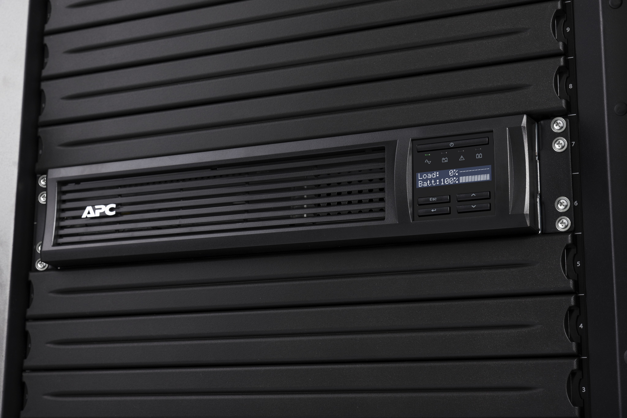 APC SMT1000RMI2UC - Smart-UPS 1000VA LCD RM 2U 230V mit SmartConnect