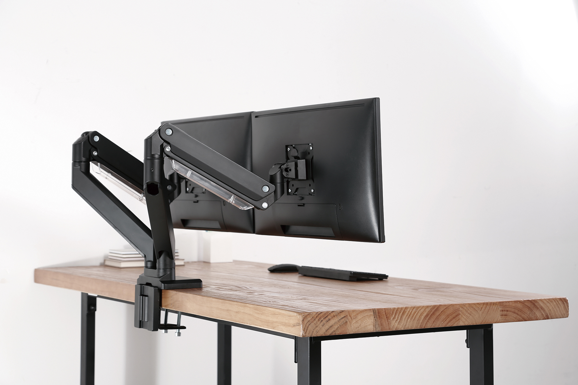 DIGITUS DA-90427 Universal Dual Monitorhalter mit Gasdruckfeder und Klemmbefestigung