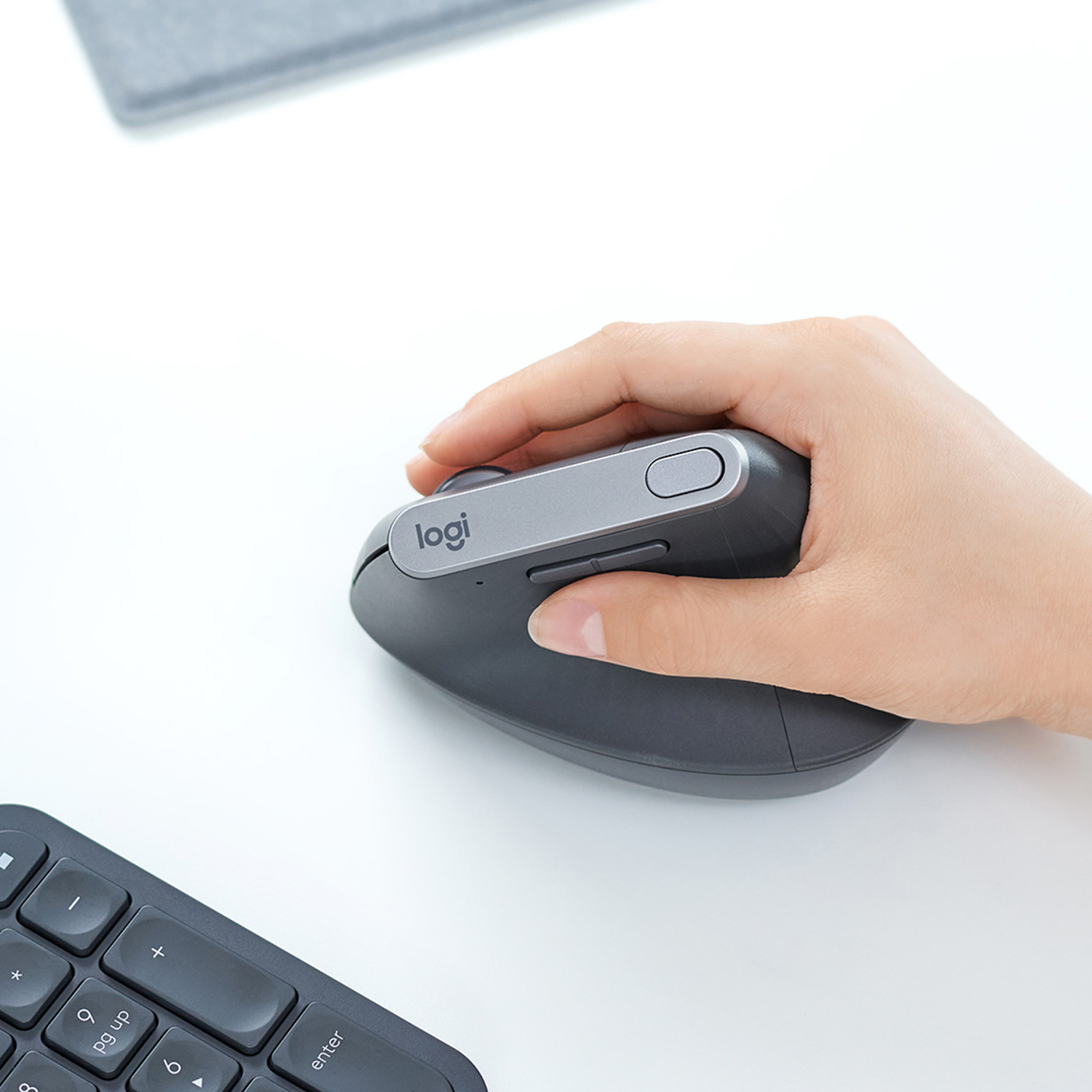 Logitech Maus MX Vertical, schwarz