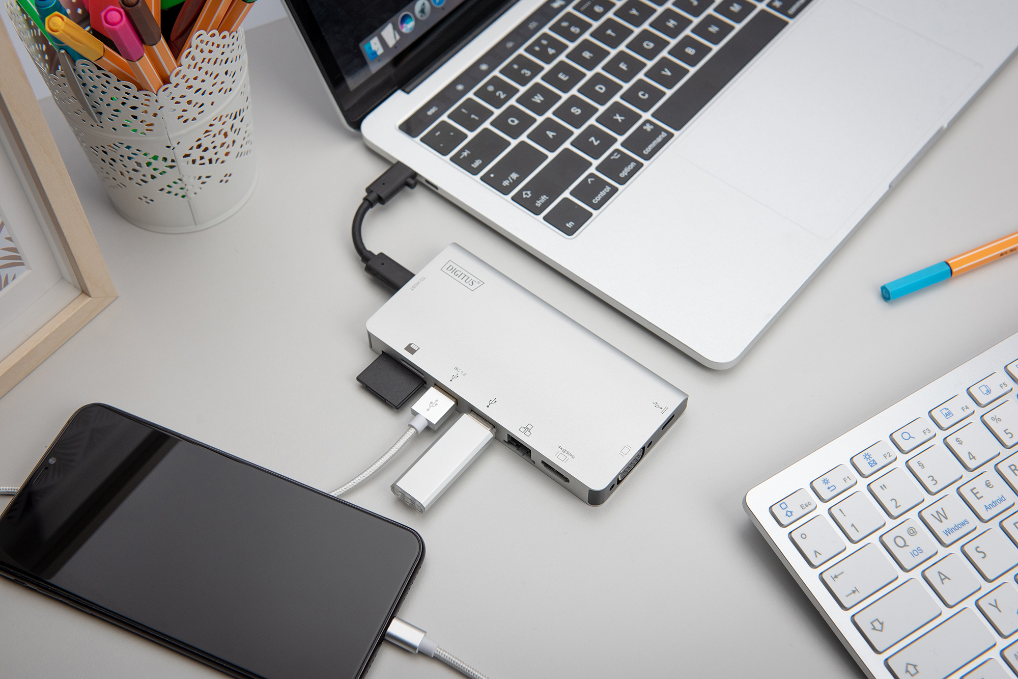 DIGITUS DA-70866 Docking Station USB Type-C Multiport Travel Dock, 8-Port