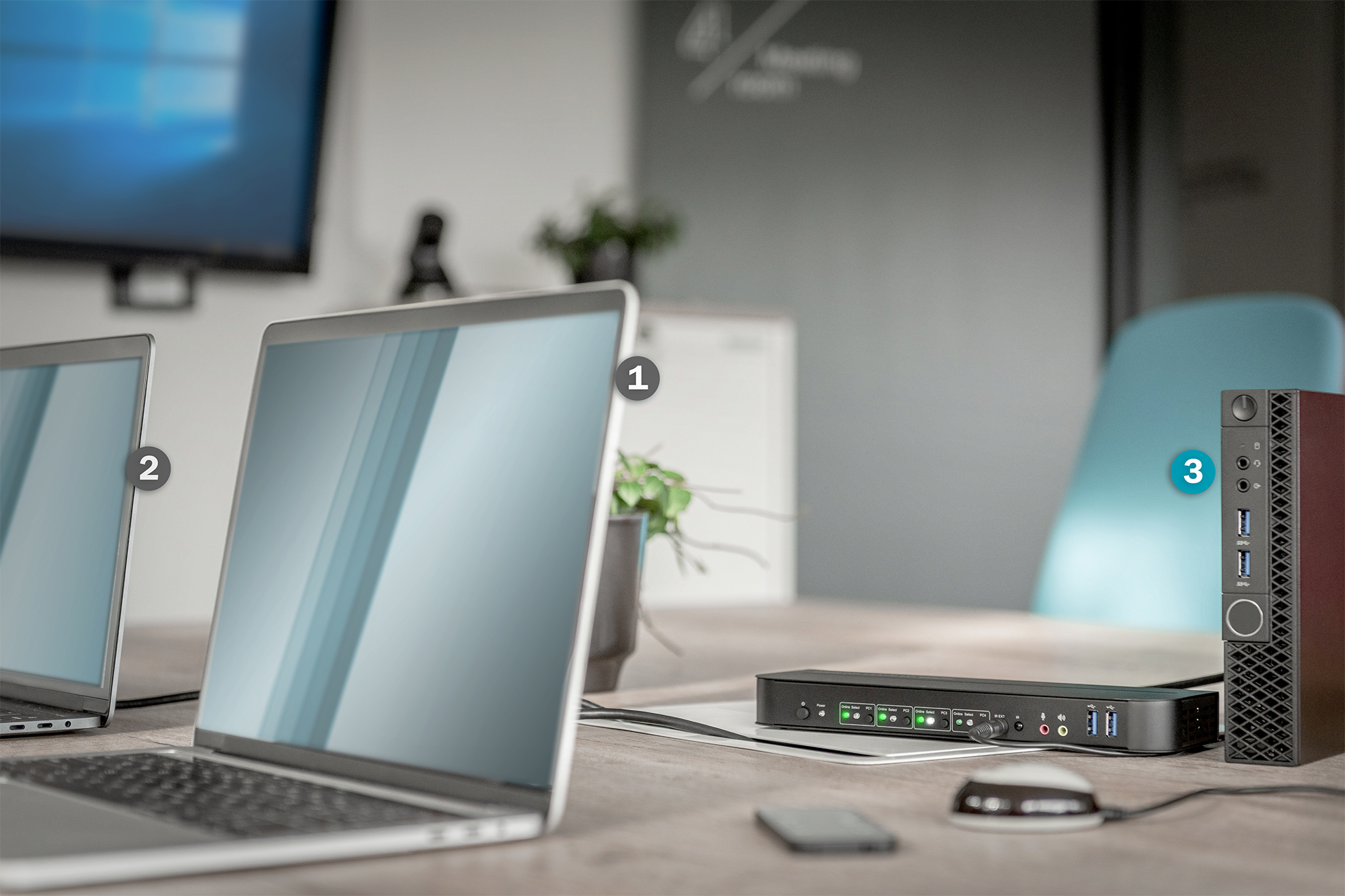 DIGITUS DS-12890 KVM-Switch, 4-Port, 4K60Hz, 4 x DP in, 1 x DP/HDMI out