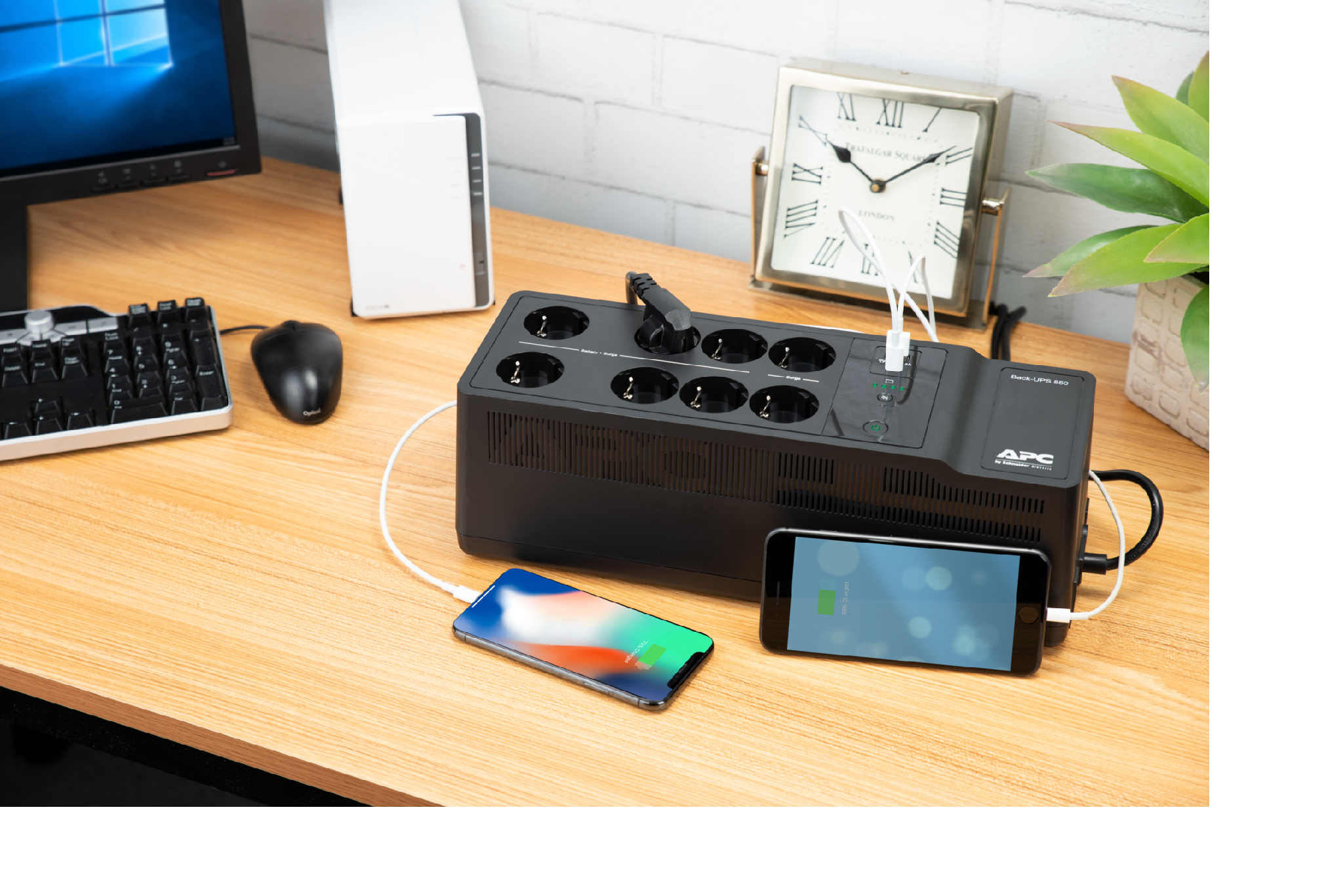 APC BE850G2-GR - Back-UPS 850VA, 230V, USB Type-C and A charging ports