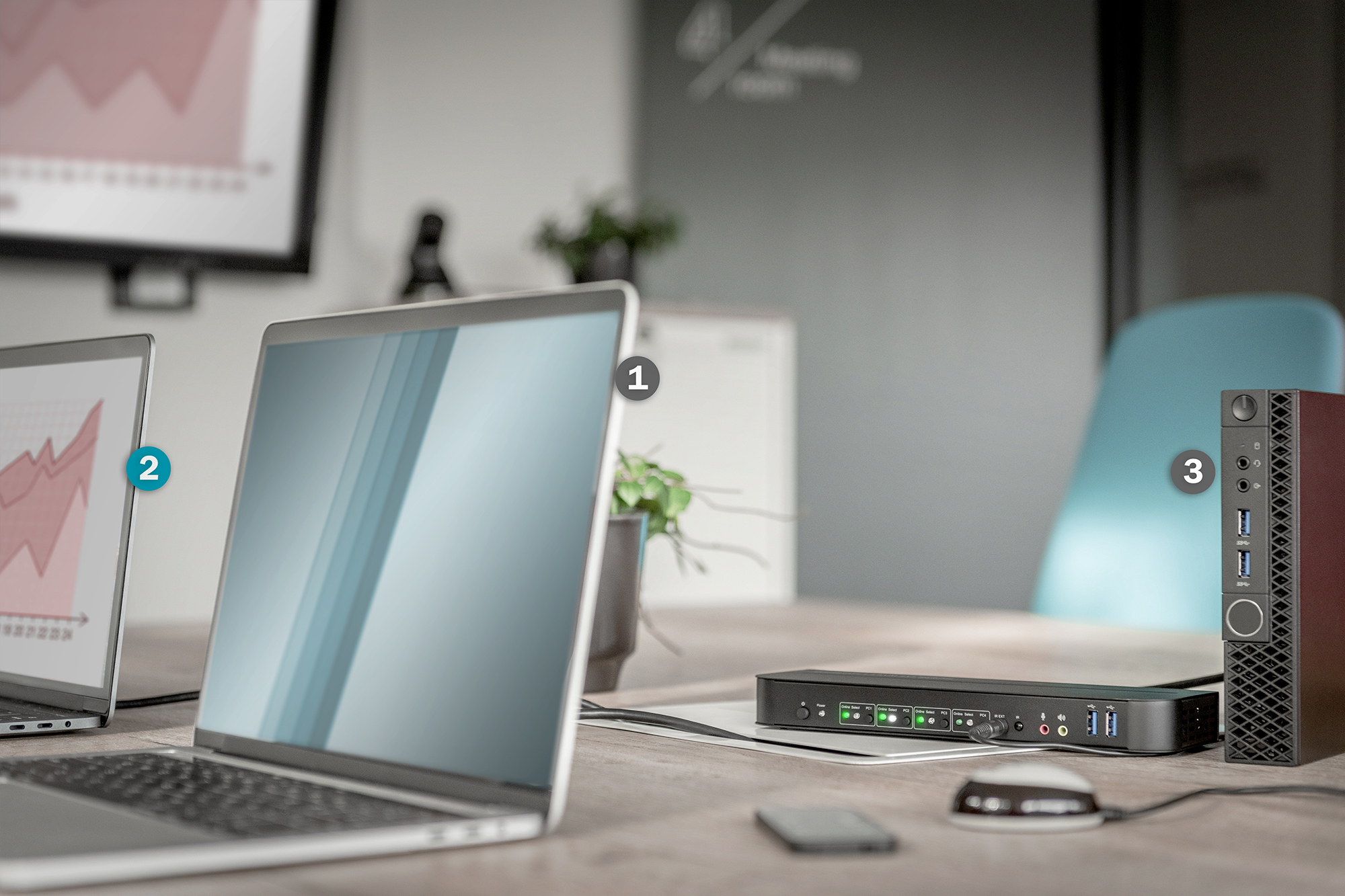 DIGITUS DS-12890 KVM-Switch, 4-Port, 4K60Hz, 4 x DP in, 1 x DP/HDMI out