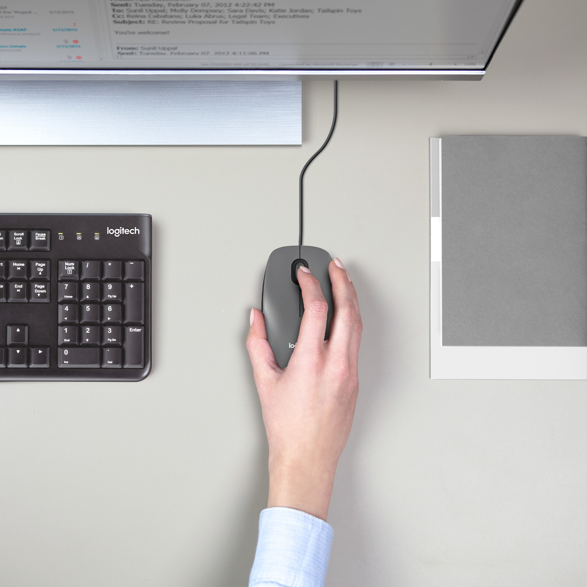 Logitech Maus M100 USB, schwarz