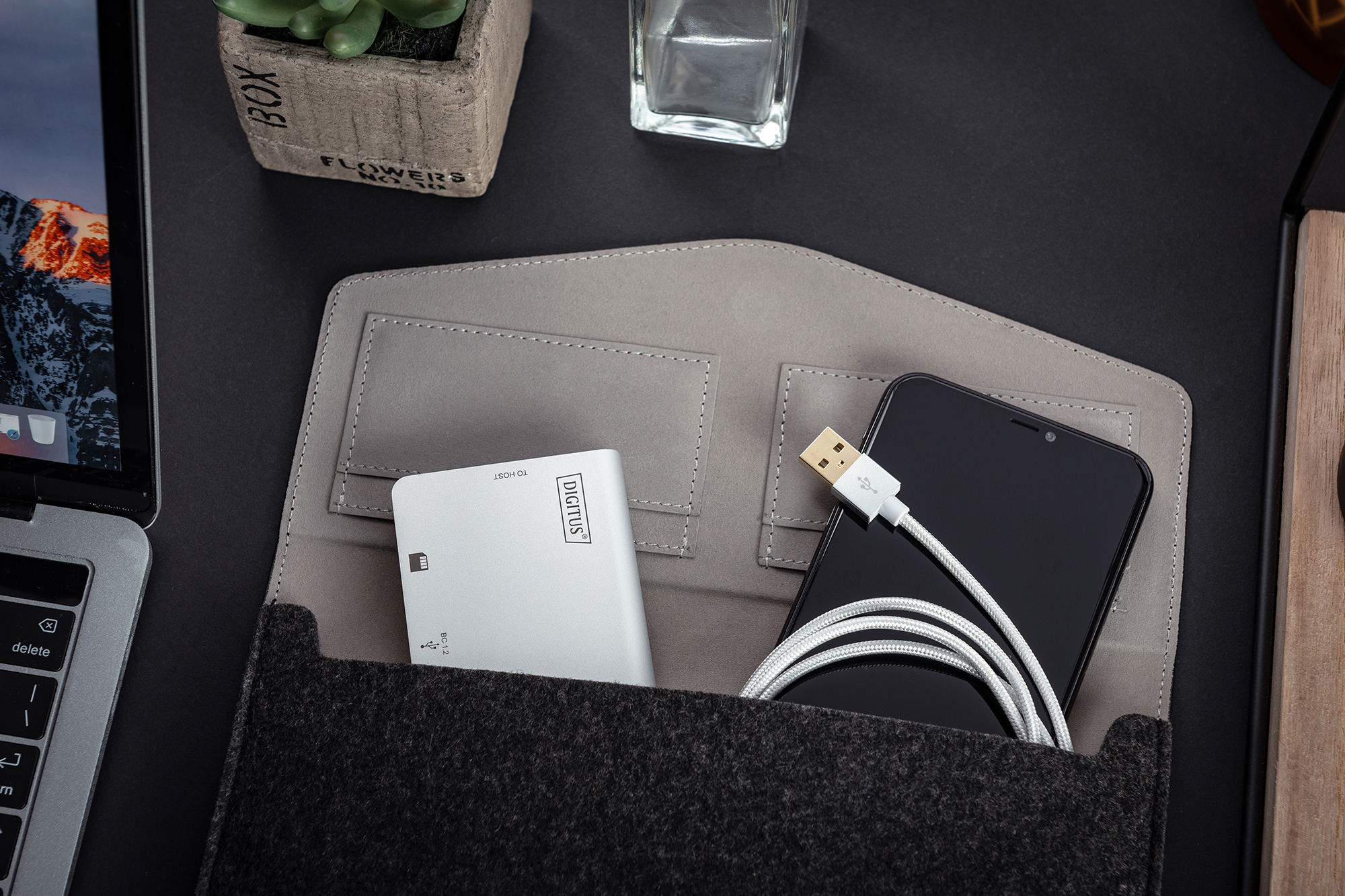 DIGITUS DA-70866 Docking Station USB Type-C Multiport Travel Dock, 8-Port