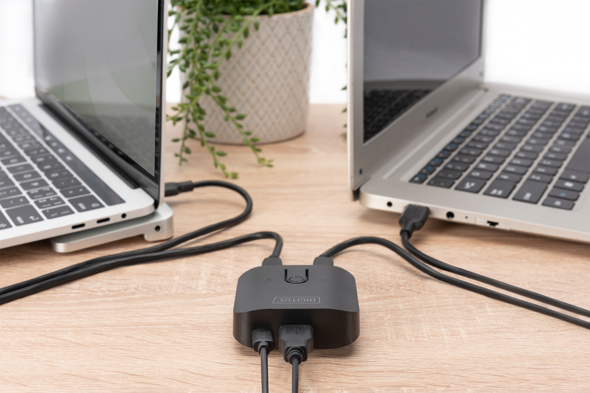 DIGITUS DA-73300-2 USB 3.0 Sharing Switch DA-73300-2