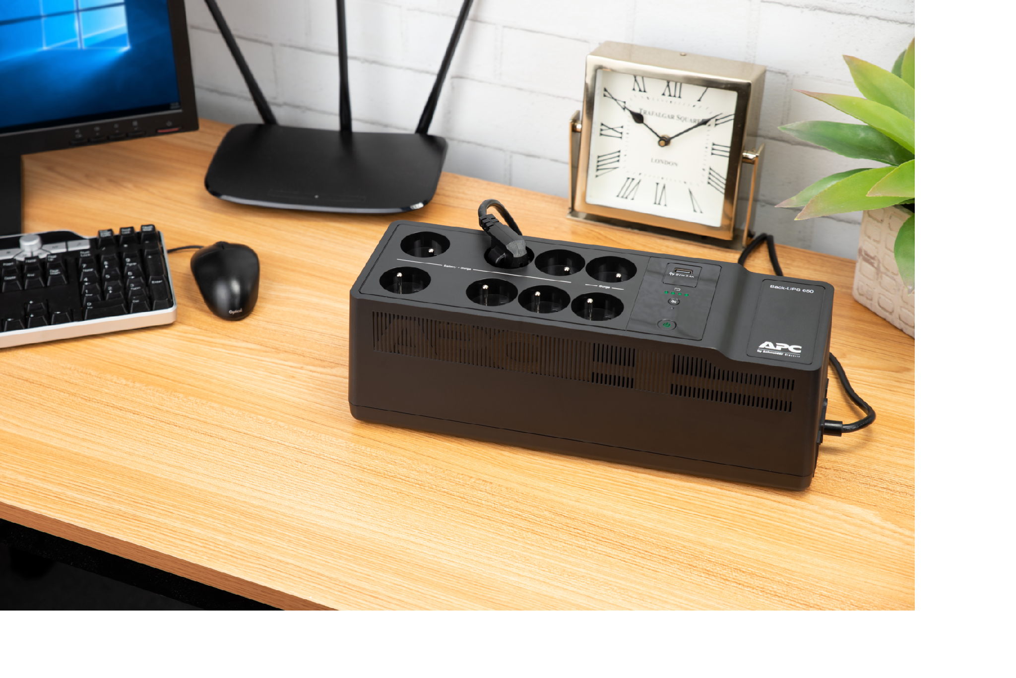 APC BE650G2-GR - Back-UPS 650VA, 230V, 1 USB charging port