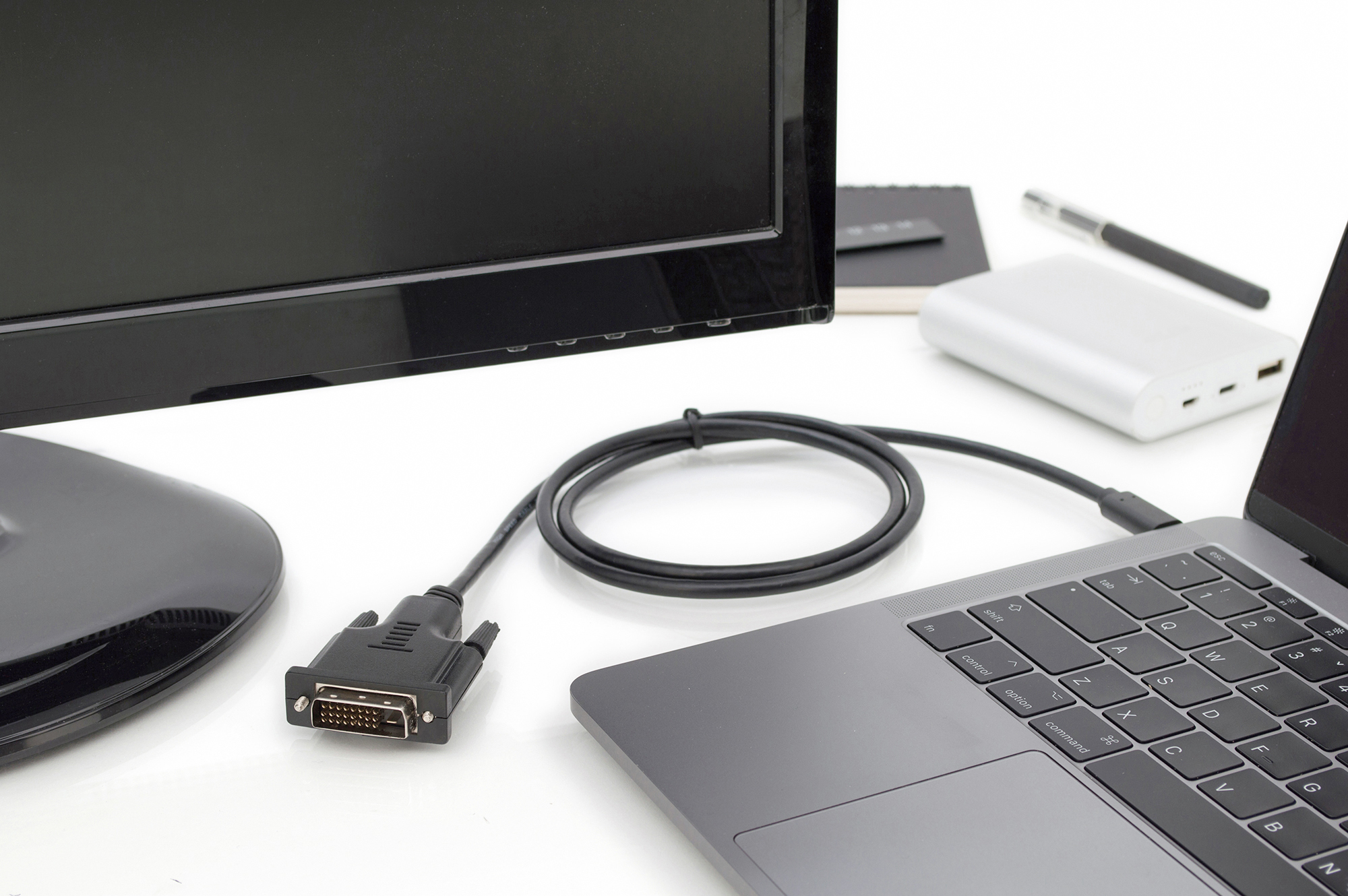 DIGITUS USB Type-C Adapterkabel, Type-C auf DVI St/St, 2.0m
