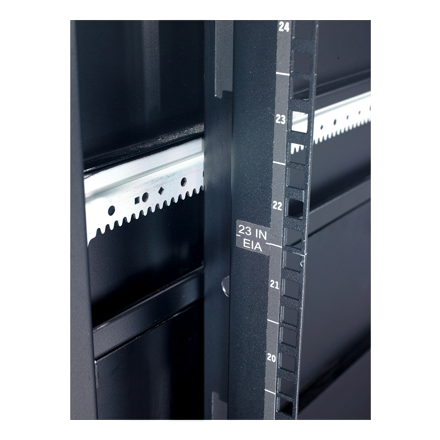 Rack, Metall-Schiene, verstellbare Skala, Perforierte Schiene, Industrielle Ausrüstung
