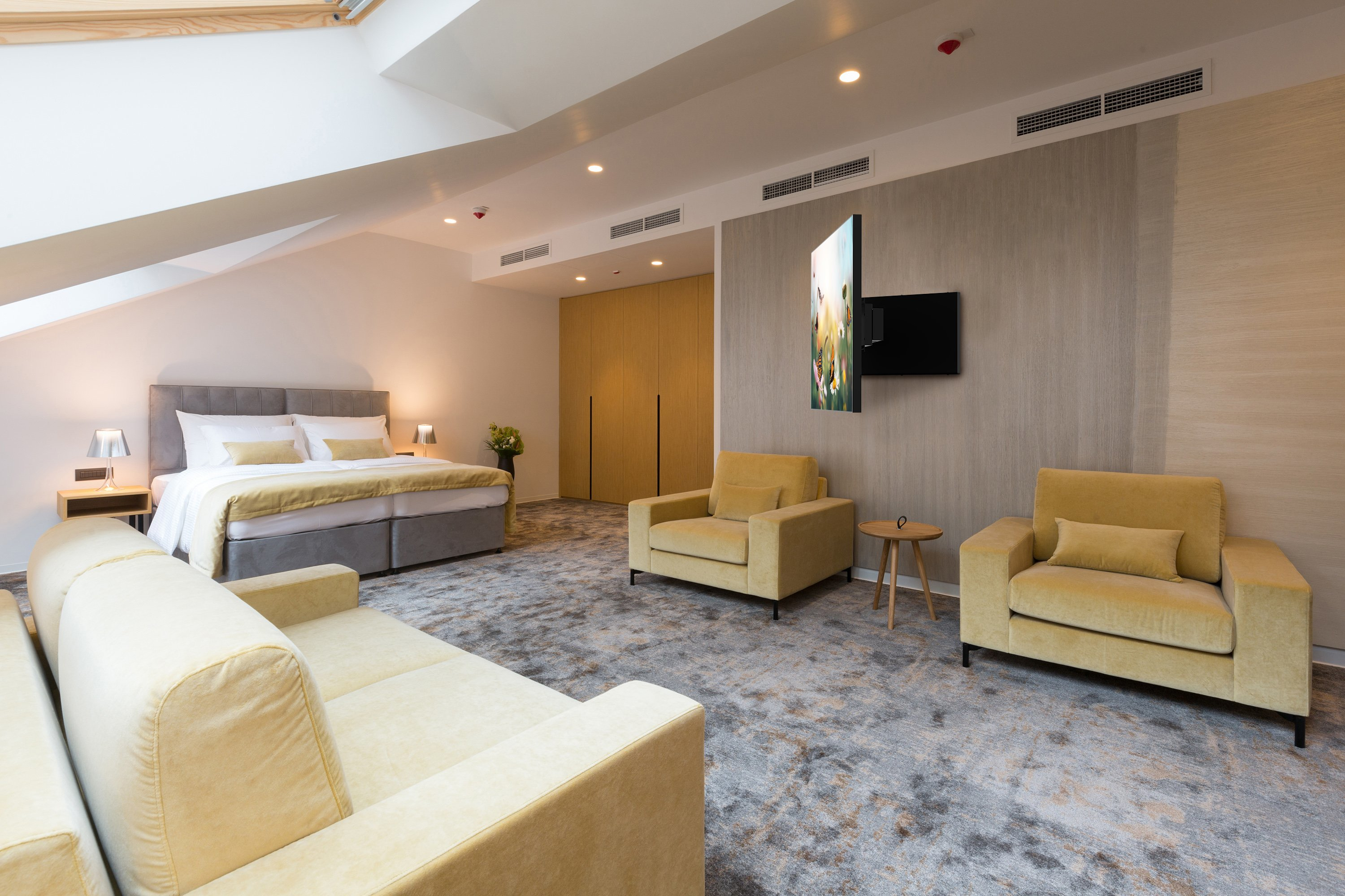 Peerless-AV HPF665 Drinnen, Innenarchitektur, Inneneinrichtung, Lampe, Wohnzimmer