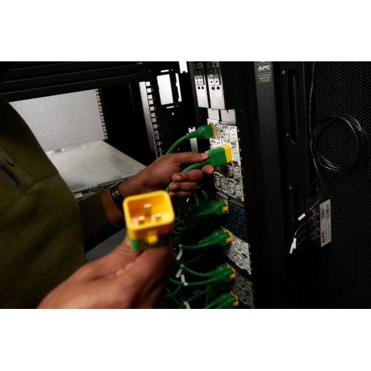 APC APDU10350SM - NetShelter Rack PDU Advanced, Switched Metered Outlet, 17.3kW, 3PH, 415V, 30A, 530P6, 48 Outlet