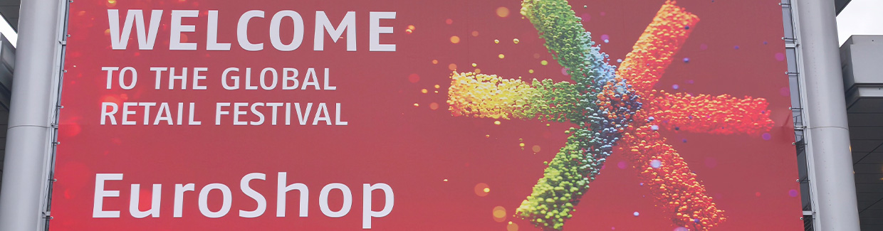 billboard, willkommen, einzelhandel festival, EuroShop, Beschilderung