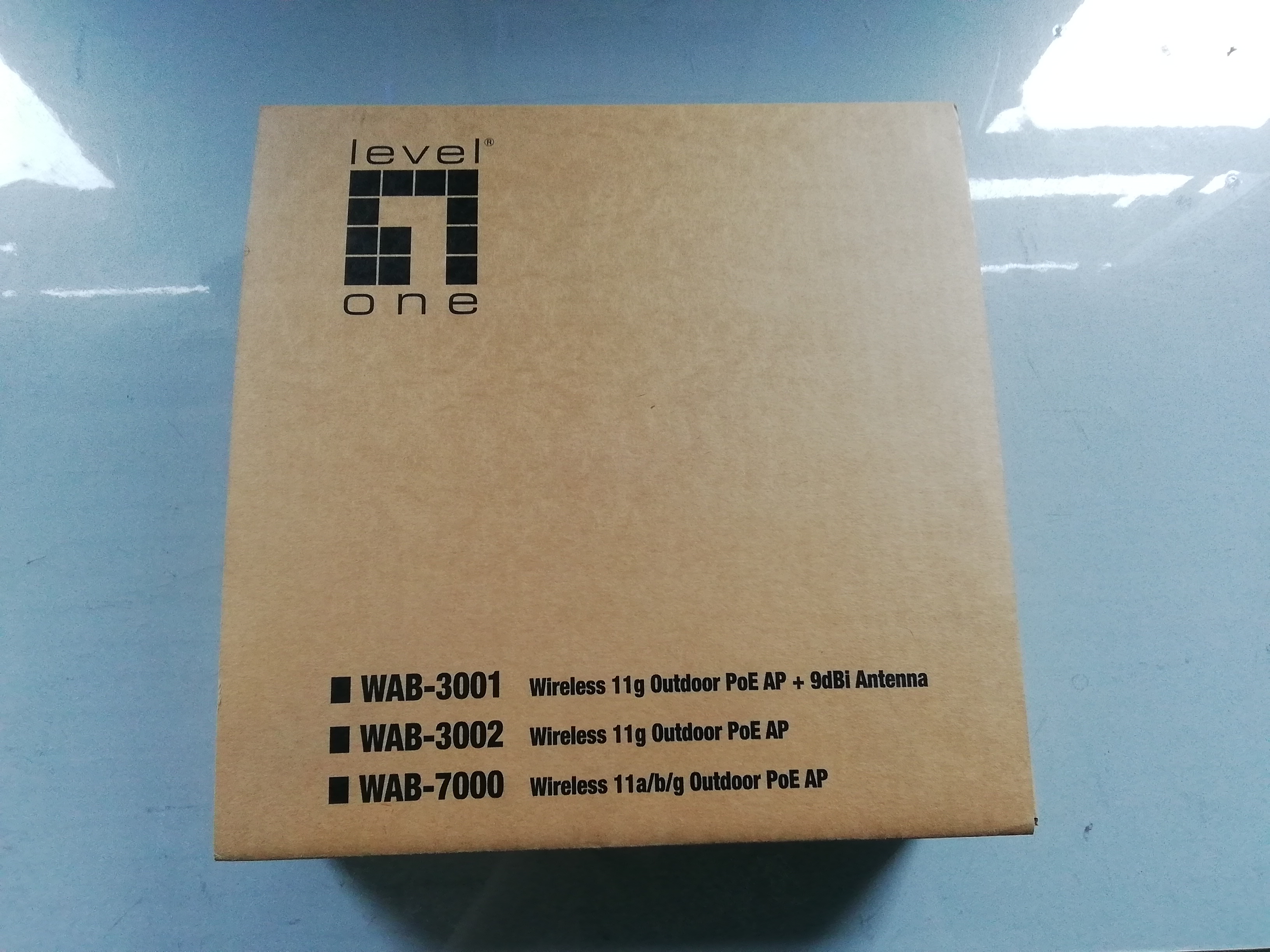 LevelOne Outdoor Access Point 11g, build-in 12dBi Antenna, ACK, SNMP WAB-3001