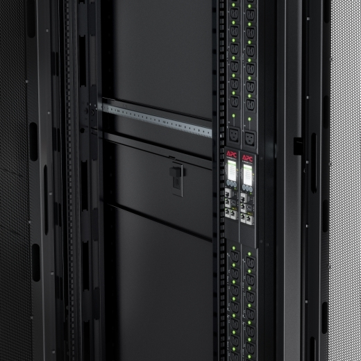 APC APDU9953 - Rack PDU 9000 Switched, ZeroU, 32A, 230V, (21) C13 & (3) C19