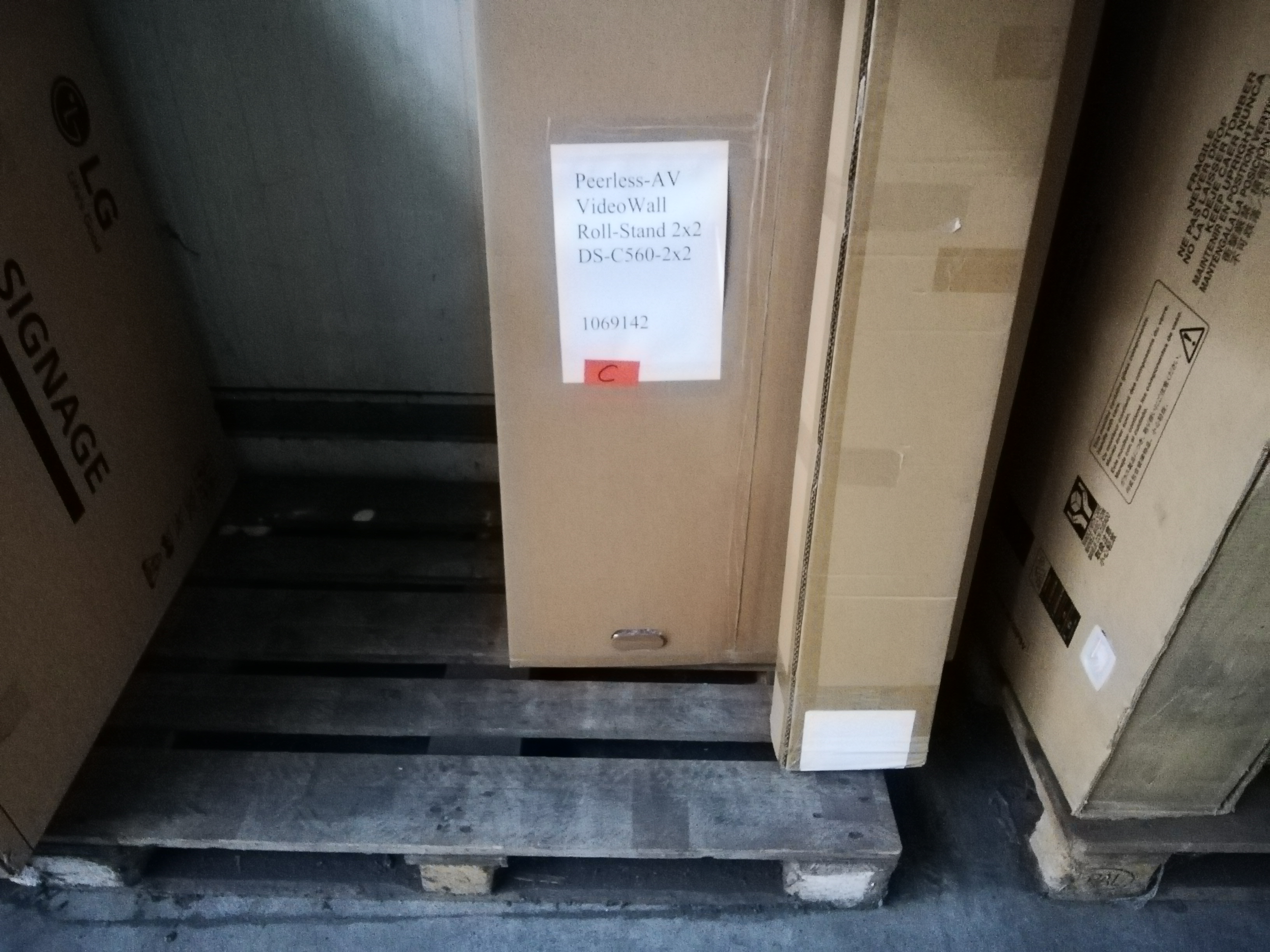 Kiste, Karton, Paket, Lieferung des Pakets