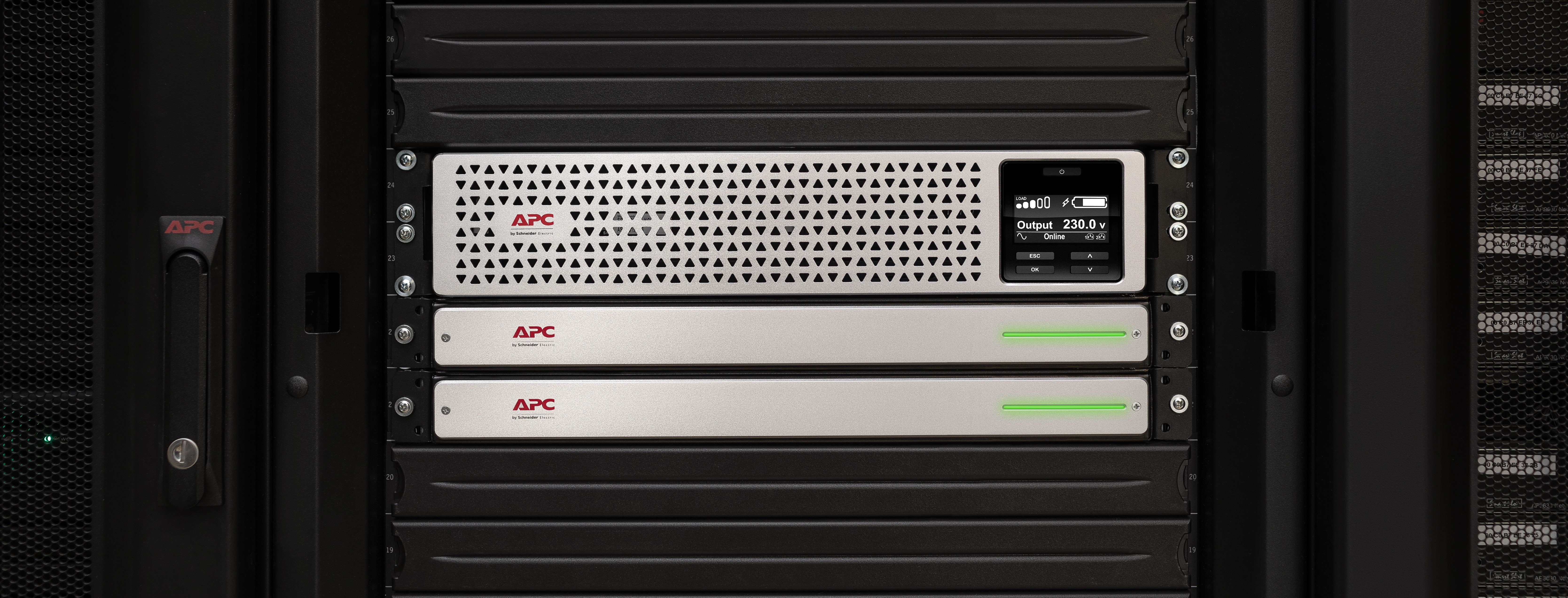 APC SRTL1000RMXLI-NC - Smart-UPS SRT Lithium Ion 1000VA RM 230V Network Card