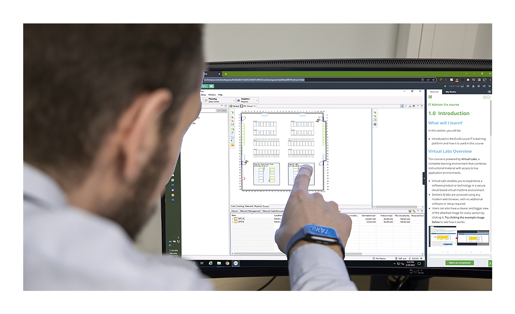 APC EcoStruxure IT eLearning Bildschirm, Überwachen, Erwachsener, Mann, Person
