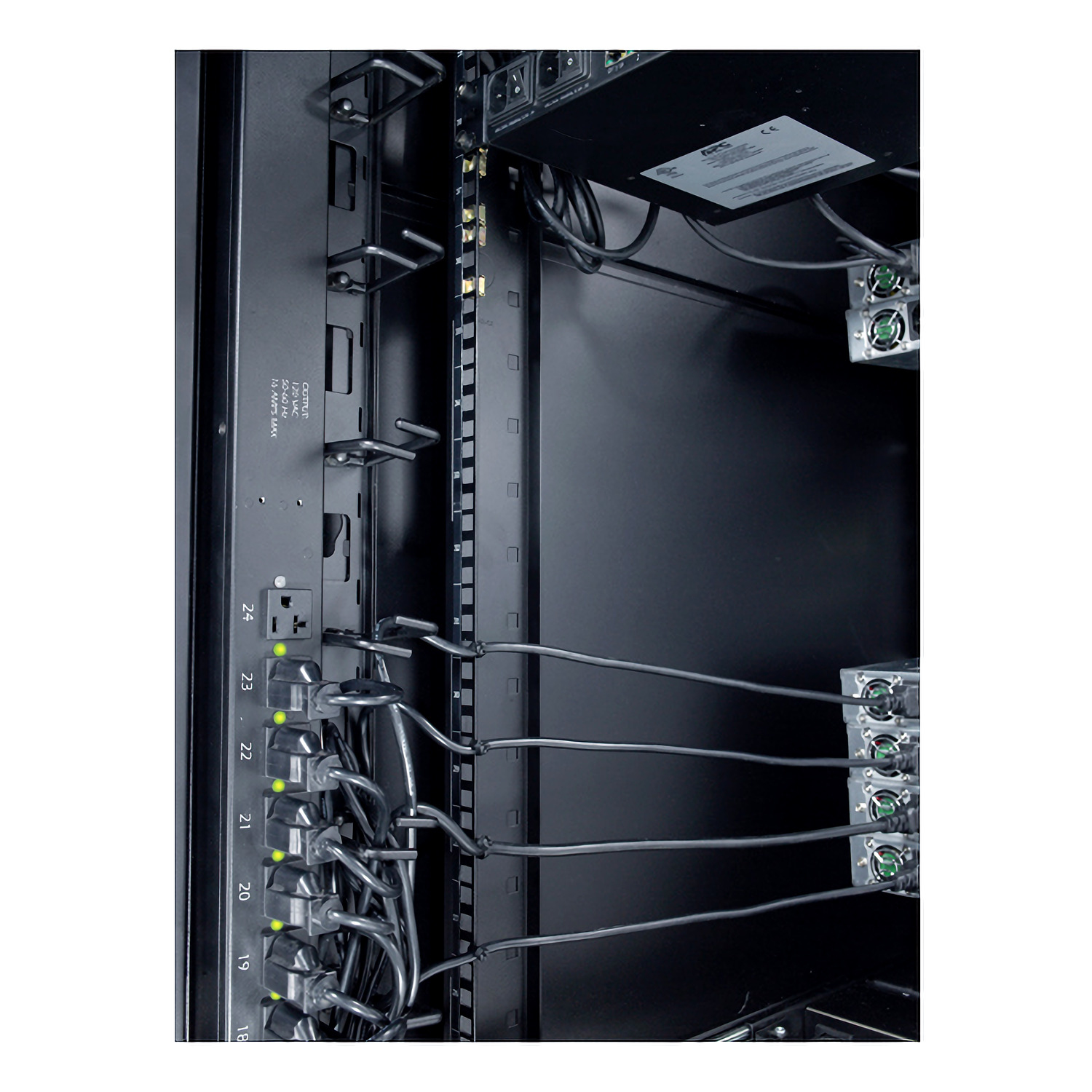 Serverrack, Netzwerk, Kabelmanagement, Stromleiste, Rackmontage