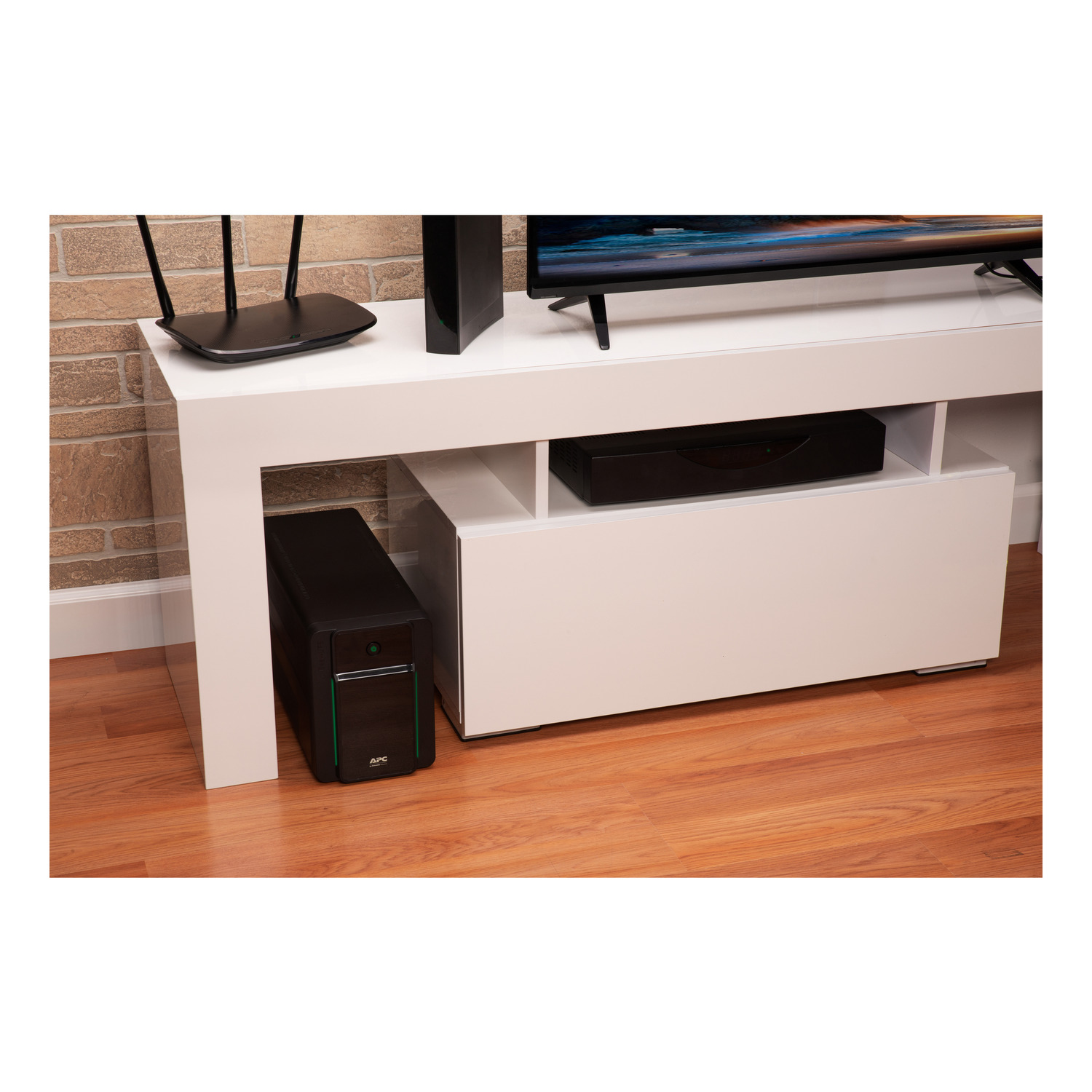 TV-Ständer, Medienkonsole, Unterhaltungsmodul, 3regalige Aufbewahrung, Subwoofer-Halterung