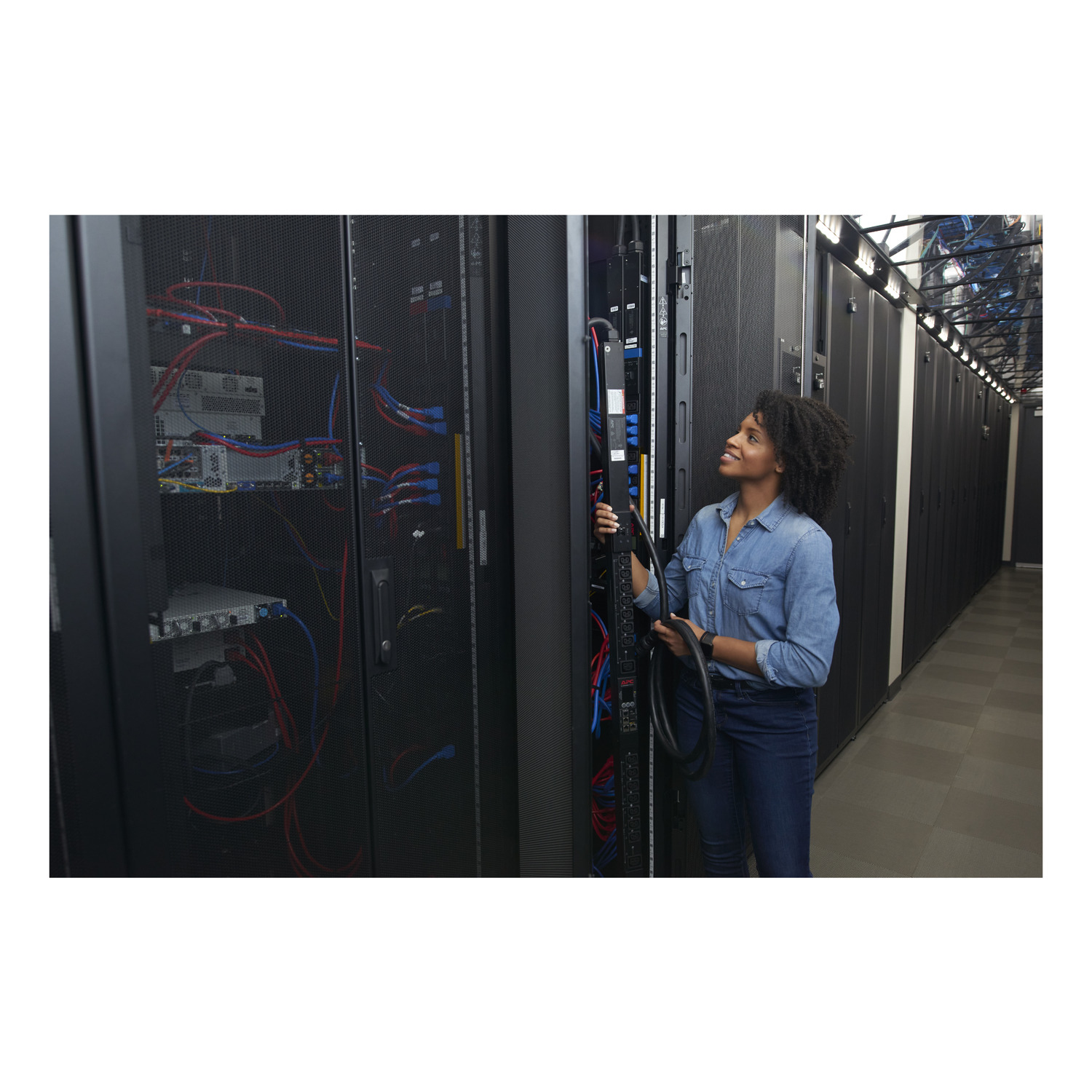 Serverraum, Rechenzentrum, Netzwerk, Kabel, Rackenzugang