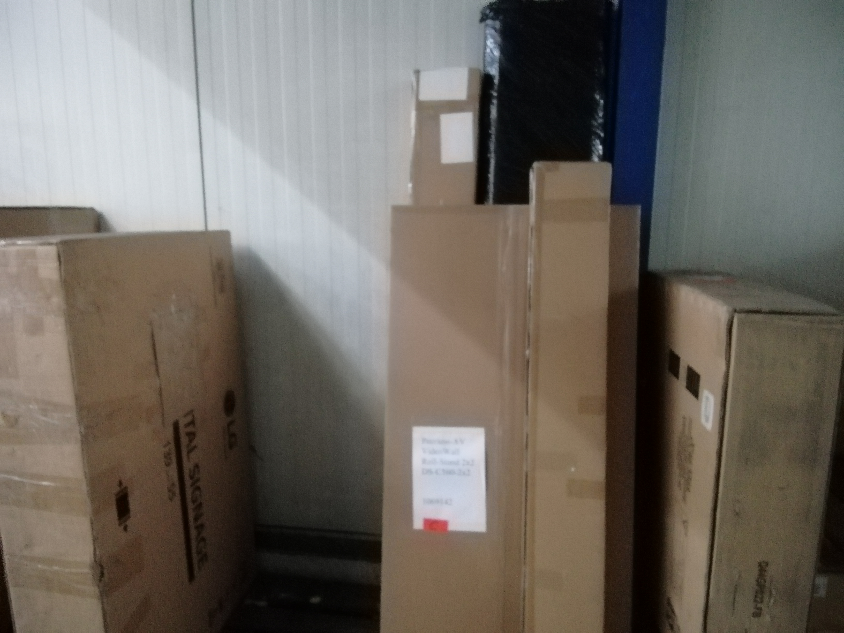 Kiste, Karton, Lieferung des Pakets, Person