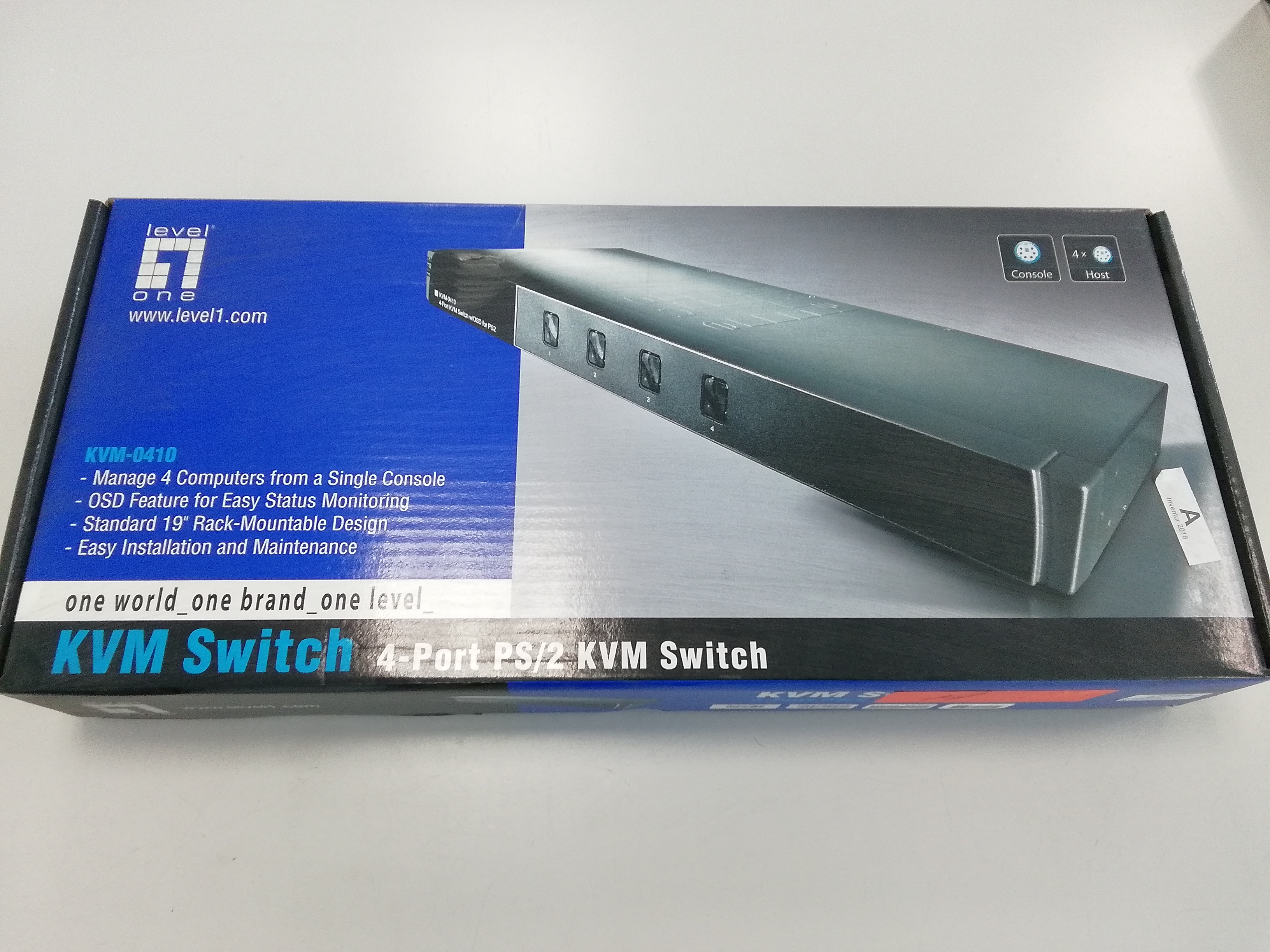 LevelOne Rackmount KVM-Switch   4-Port PS/2