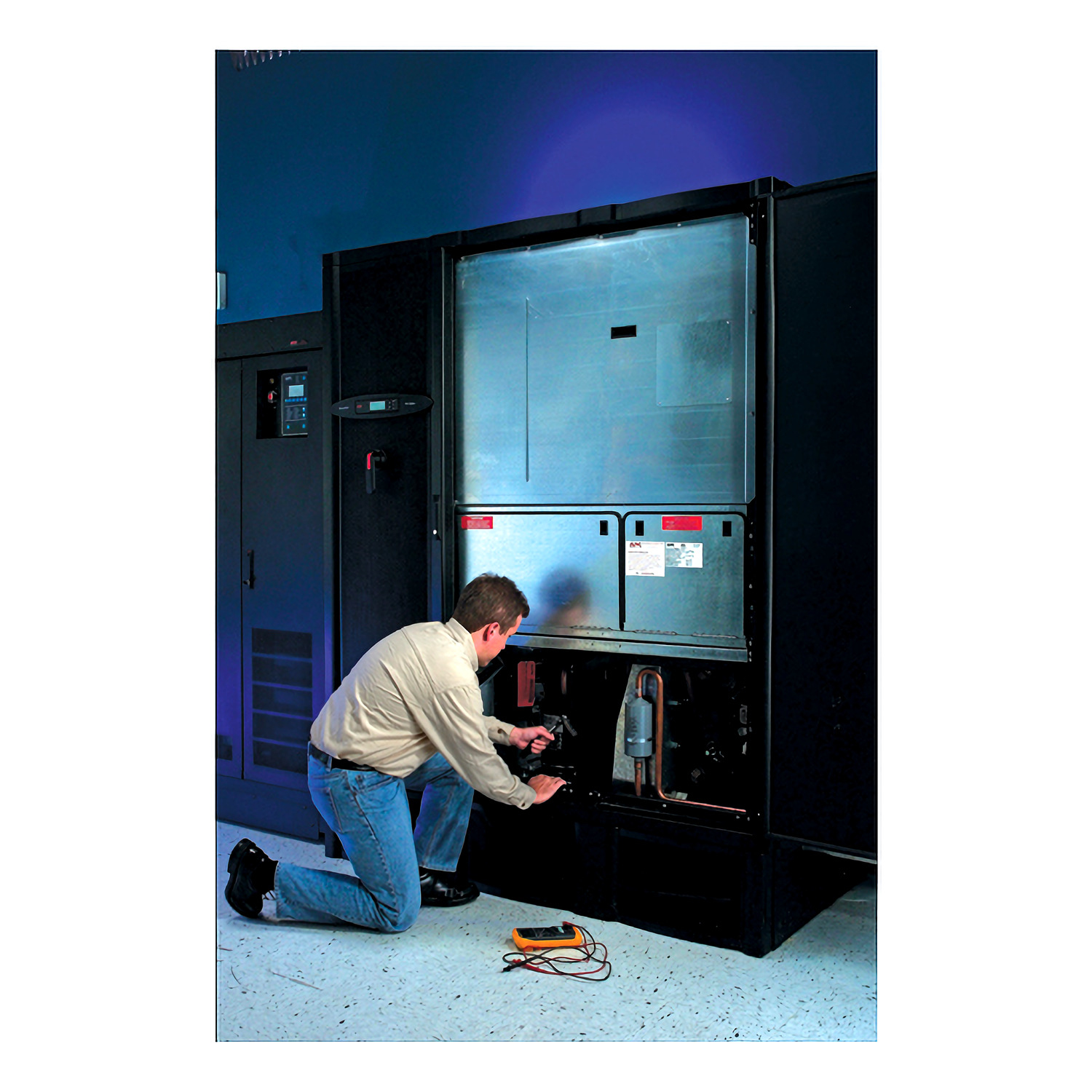 Klimagerät, Industrie-Kühlgerät, Kühlaggregate, Servicetechnik, Kondensator