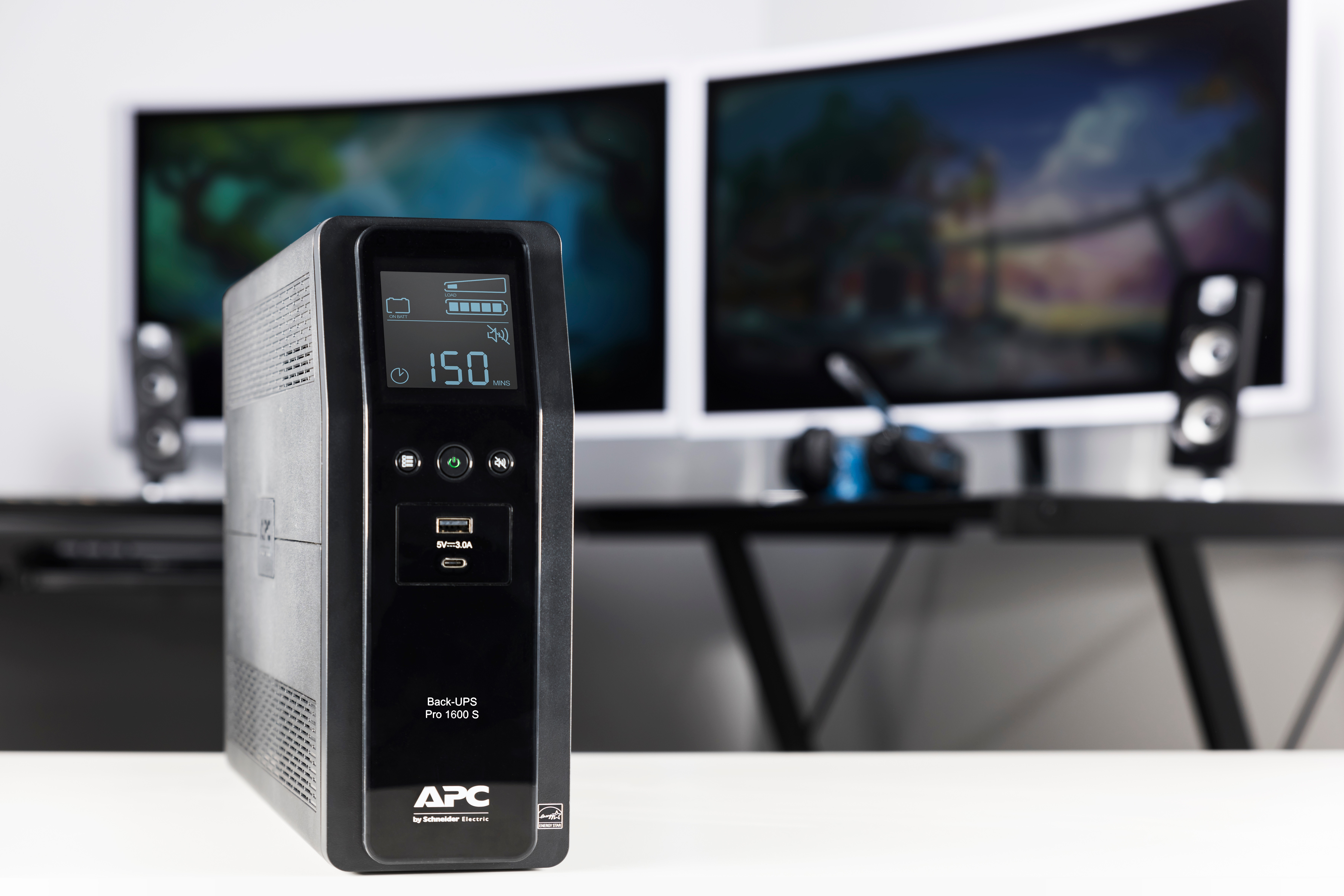 APC BR1600SI - Back UPS Pro BR 1600VA, Sinewave,8 Outlets, AVR, LCD interface