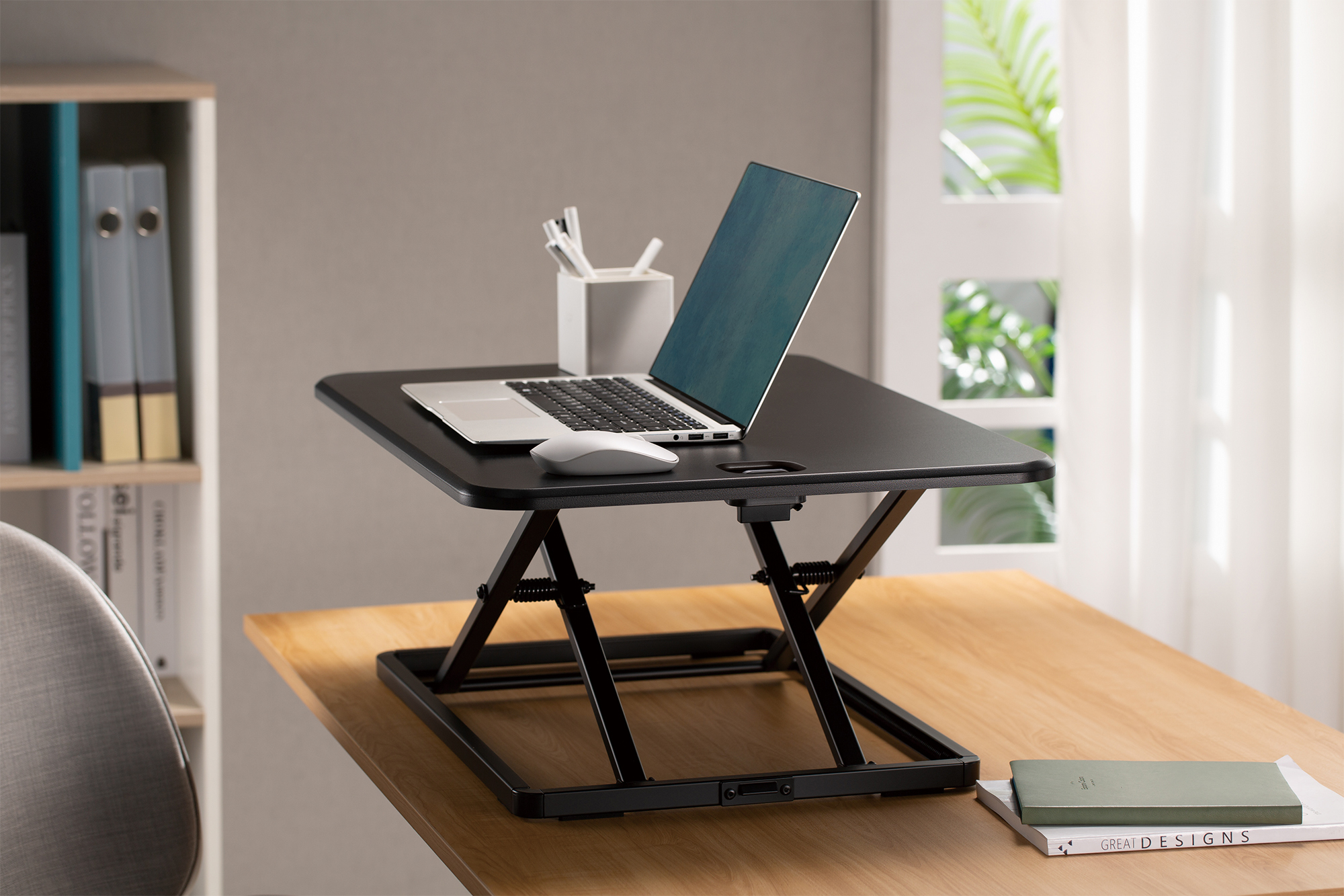 DIGITUS DA-90445 Ergonomischer Steh-/Sitz Schreibtischaufsatz DIGITUS DA-90445 Ergonomischer Steh-/Sitz Schreibtischaufsatz