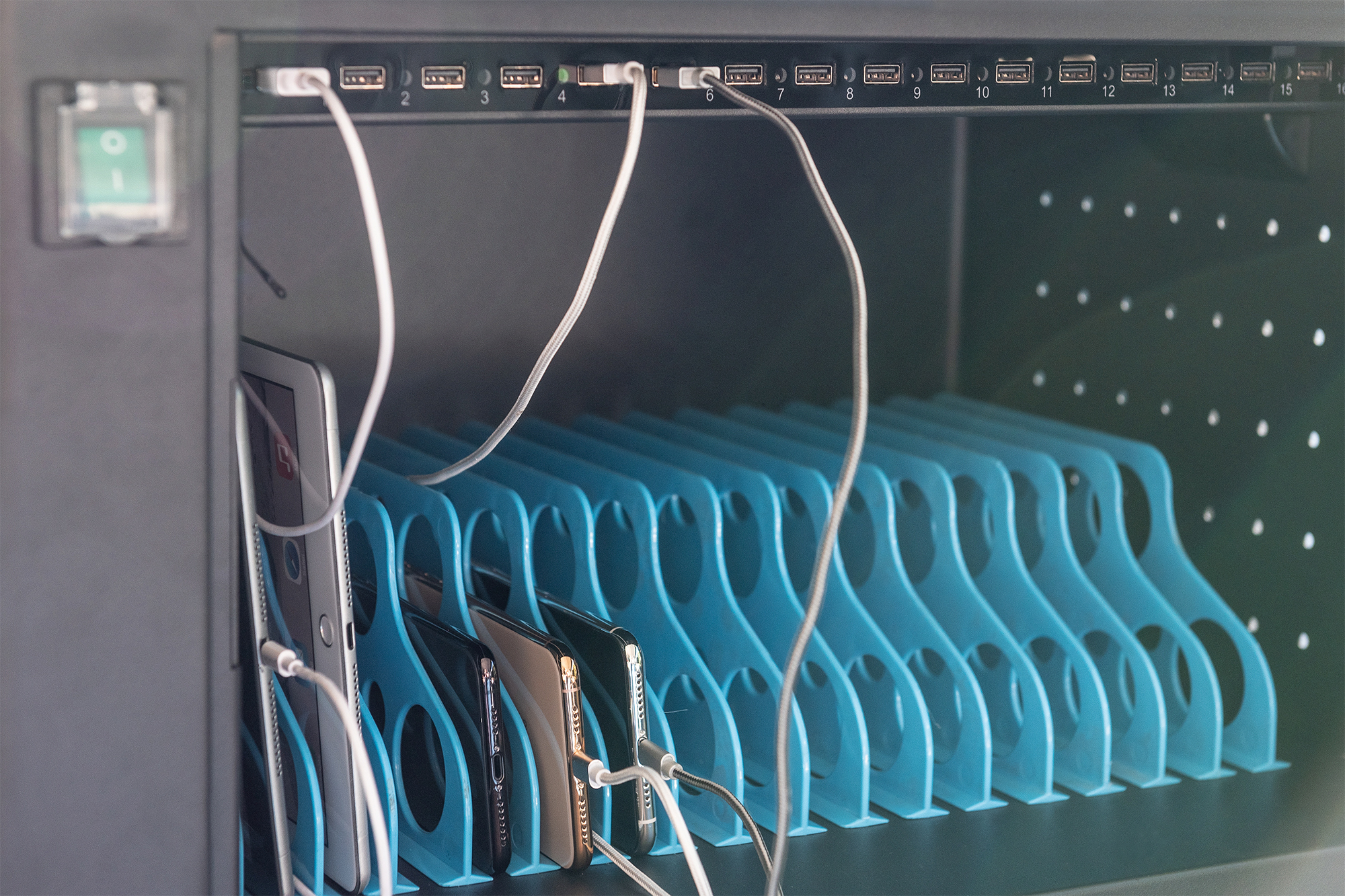 server rack, charging station, smartphone charging, phone hanger, cabinet tech