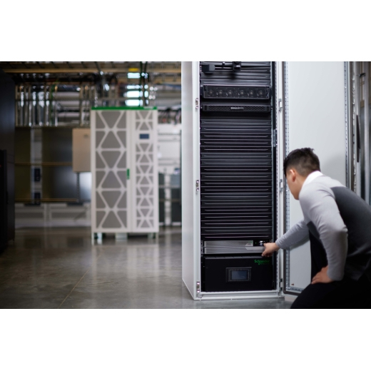 APC SRTL5KRM2UI - Smart-UPS Ultra On-Line Lithium ion, 5KVA/5KW, 2U Rack/Tower, 230V