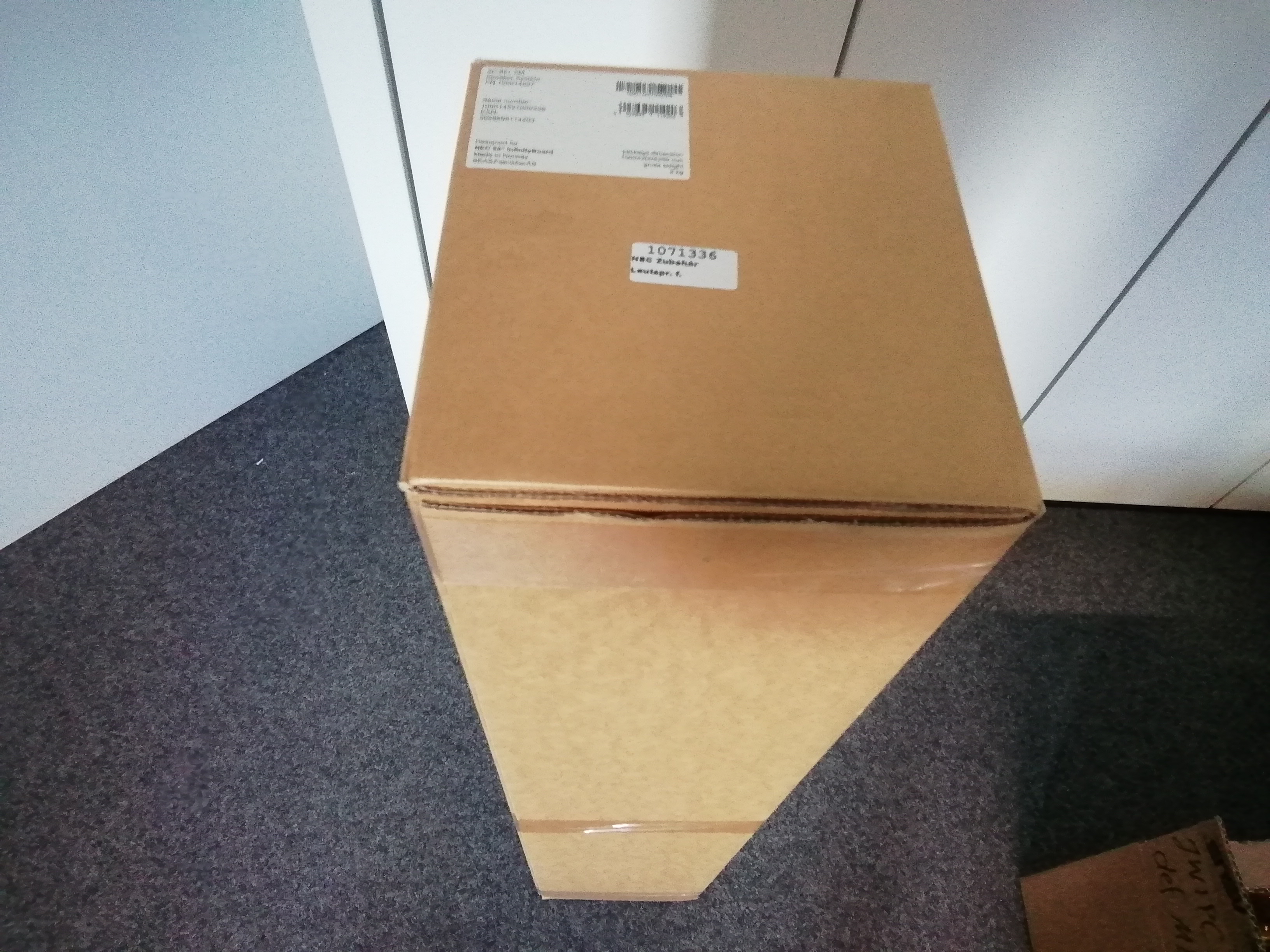Kiste, Karton, Lieferung des Pakets, Person