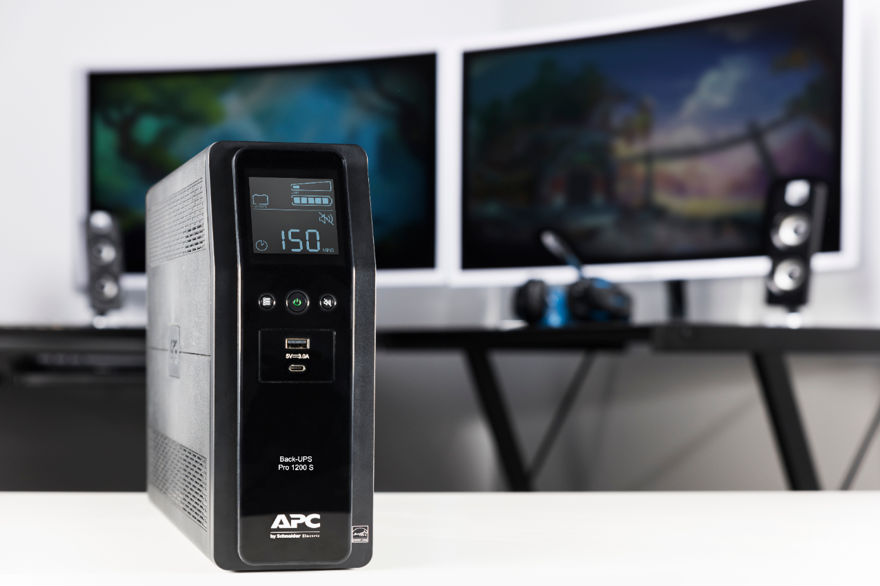 APC BR1200SI - Back UPS Pro BR 1200VA, Sinewave,8 Outlets, AVR, LCD interface