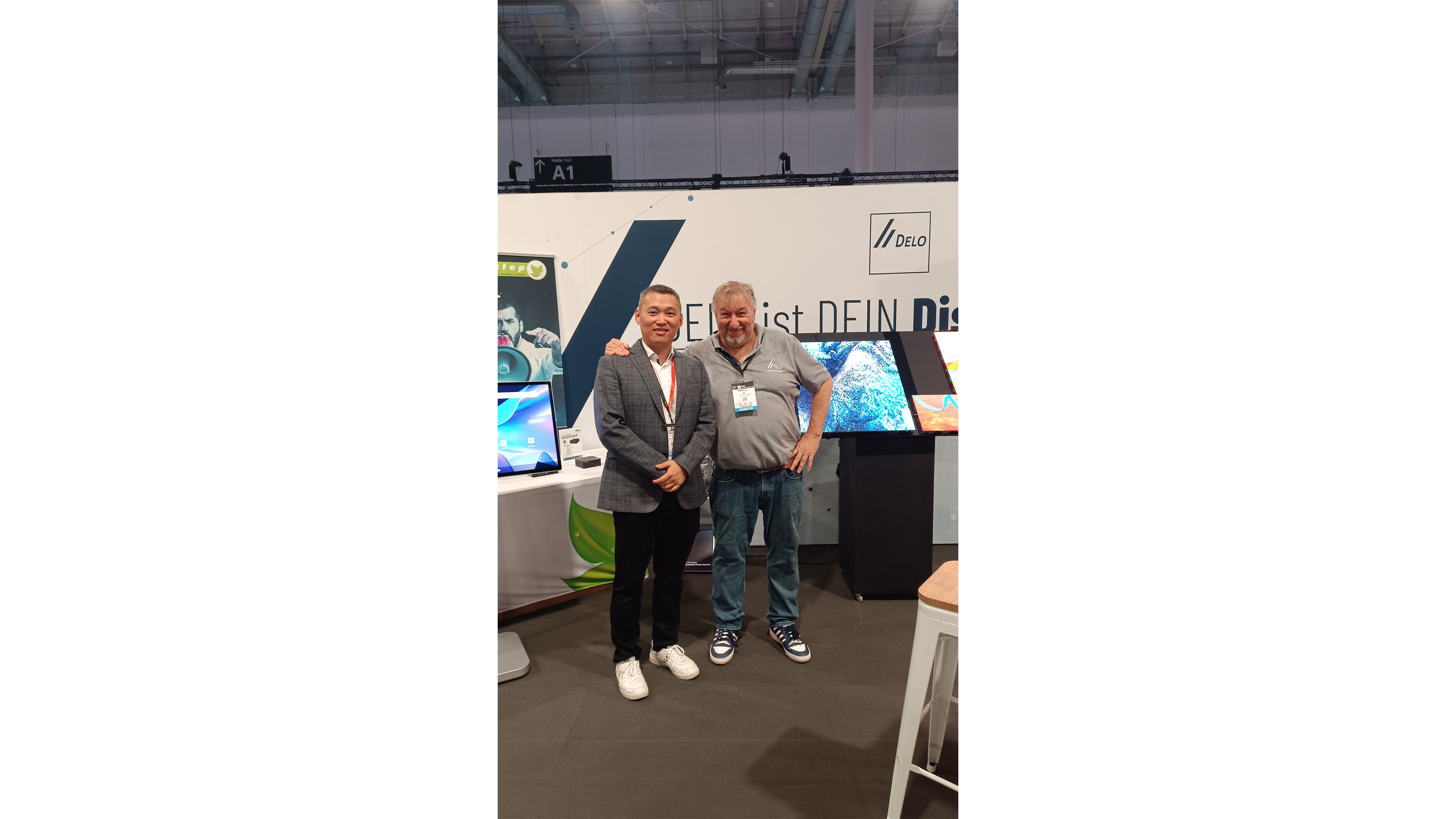 Innenarchitektur, Schuh, Erwachsener, Mann, Person