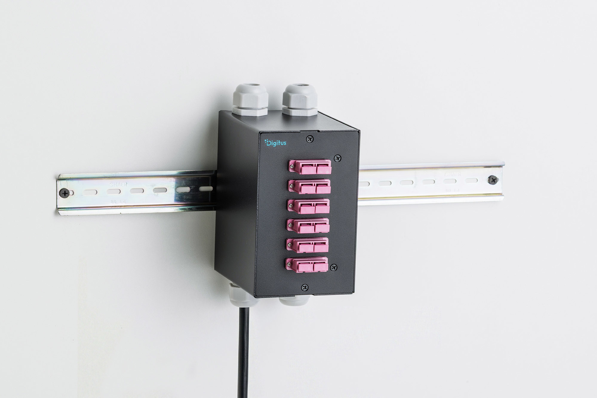 elektrische Verteilerbox, Kabelanschluss, Schrankmontage, Rückwand-Schiene, Klemmleisten