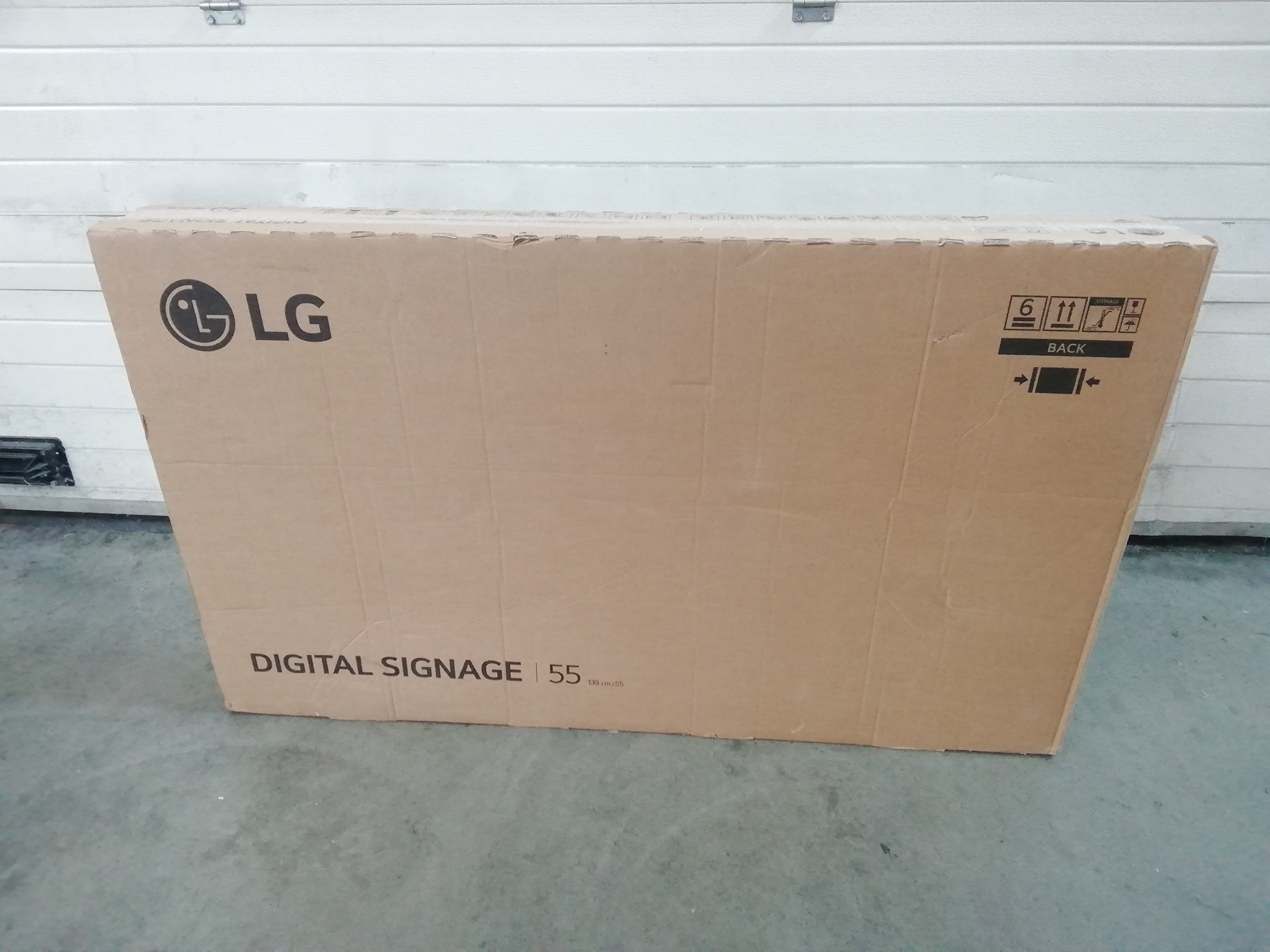 digital signage, 55 inch, LG, verpackt, Flachbildschirm