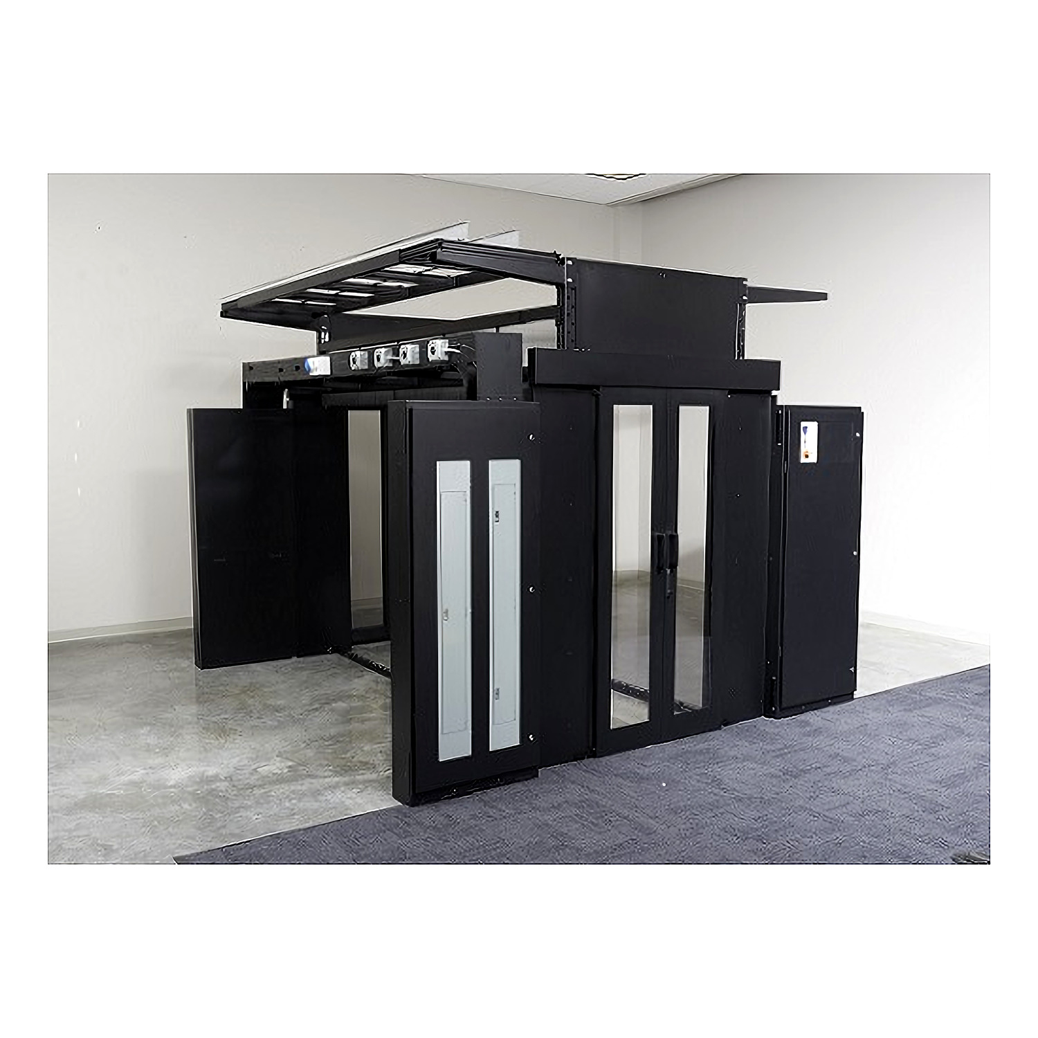 APC FS-AC-5006-B - HyperPod Accessory - 42-52U Rack Blanking Panel 600mm