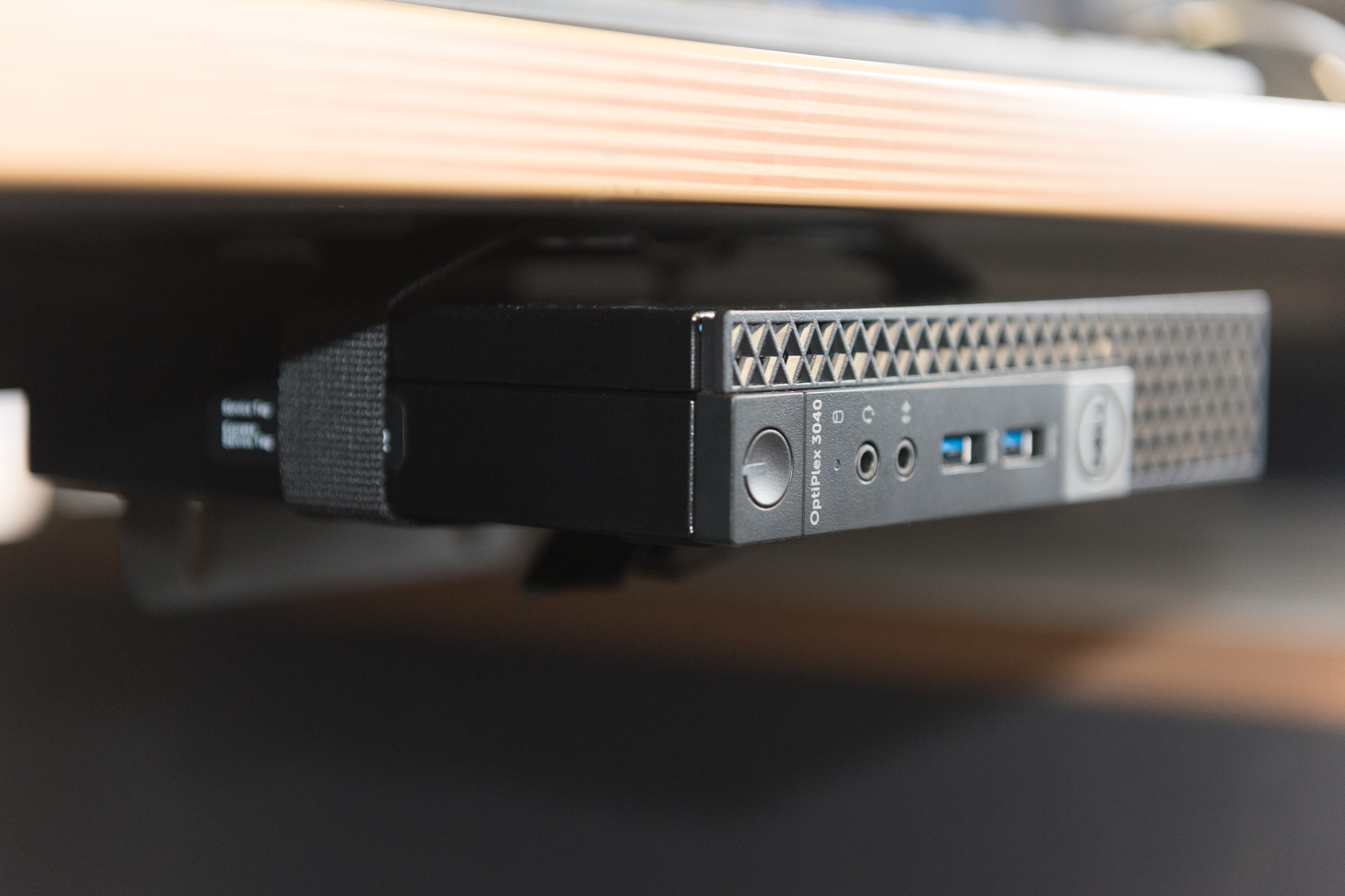 externer Speicher, Speichergerät, schwarzes Gehäuse, USB-Anschlüsse, Dell OptiPlex 3040
