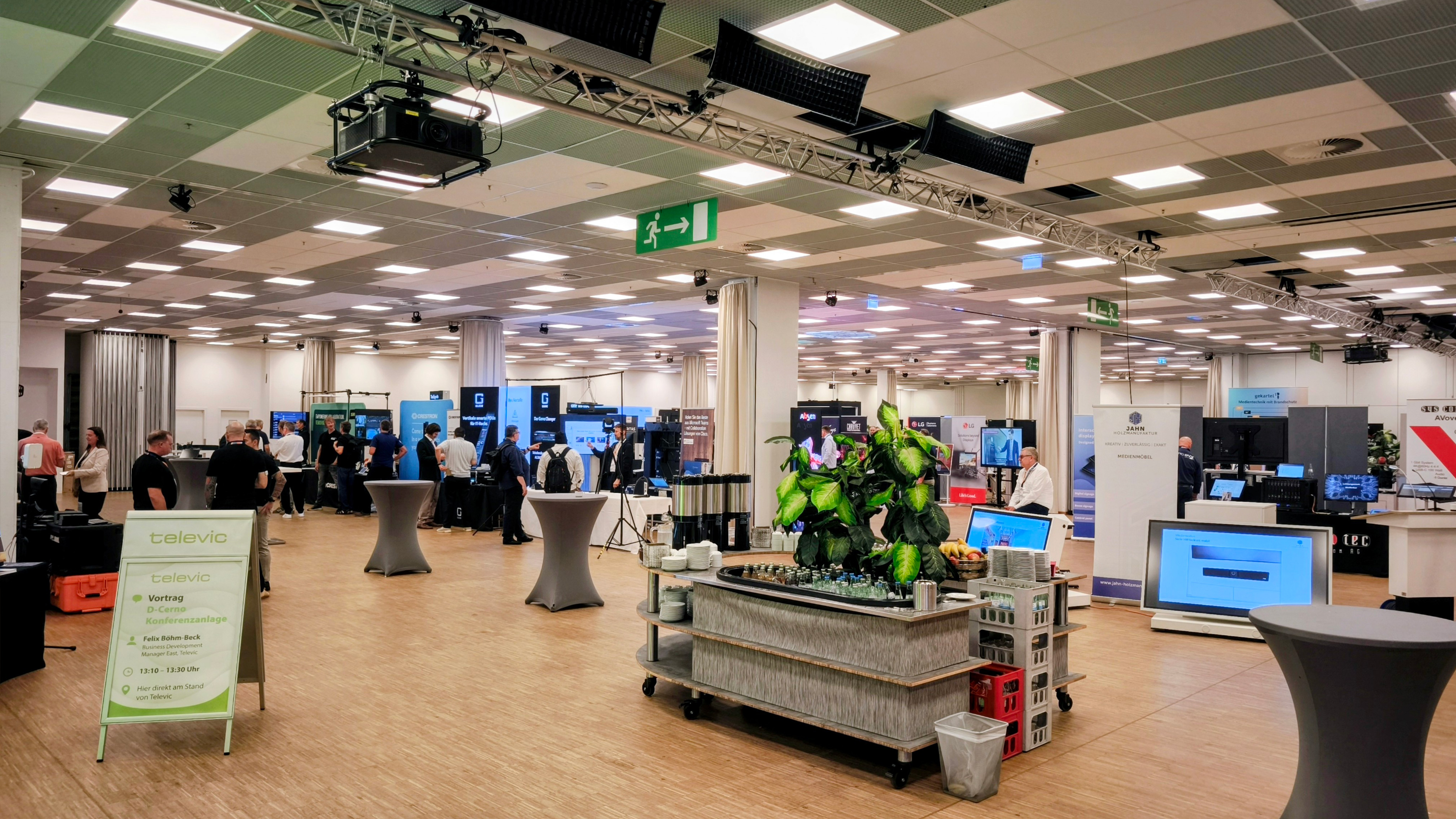 messe, ausstellung, veranstaltung, tech-show, aussteller
