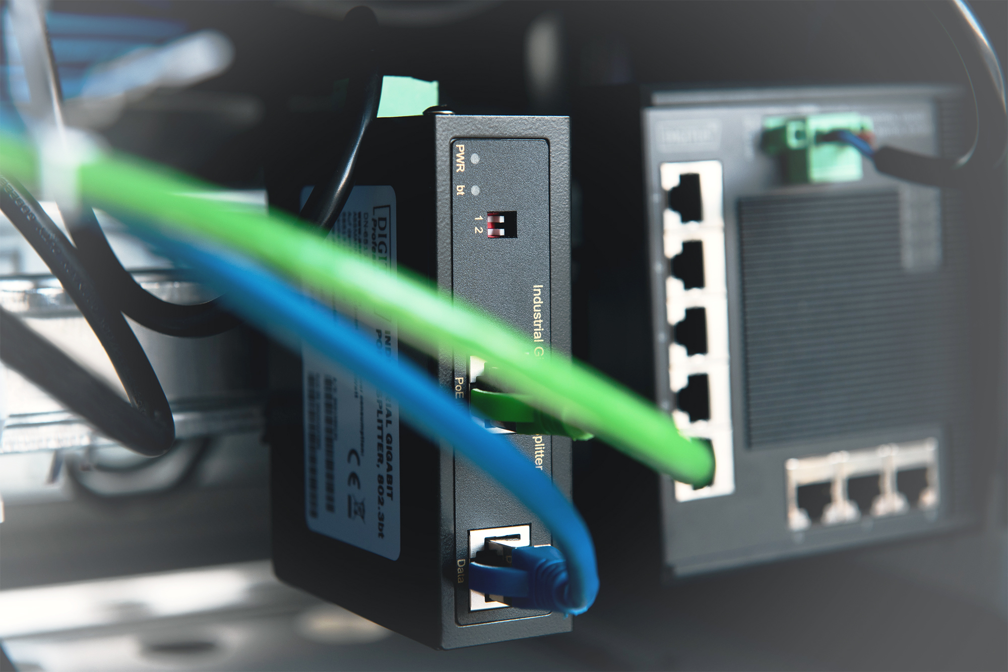 Industrie-Controller, Netzwerk-Gerät, Ethernet, Montage-Schalttafel, Kabelsalat