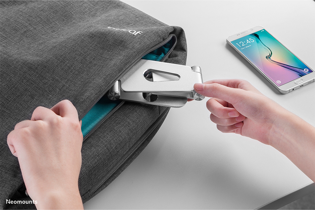 Neomounts Faltbarer Telefon-Ständer - Handy/Smartphone - Passive Halterung - Tisch/Bank - Indoor - Silber