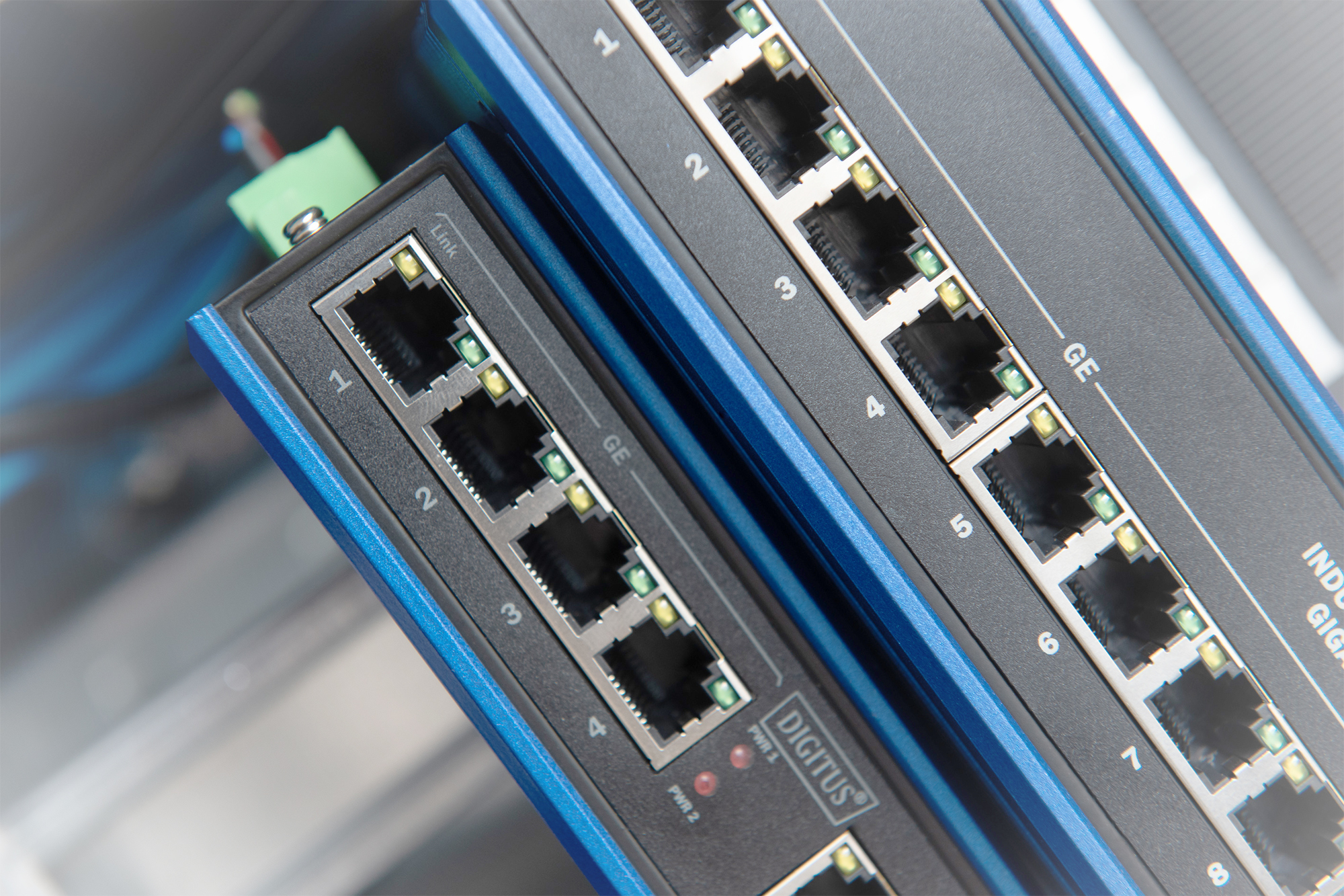 Netzwerk-Switch, RJ-45, Ethernet, Giga, LED-Anzeigen