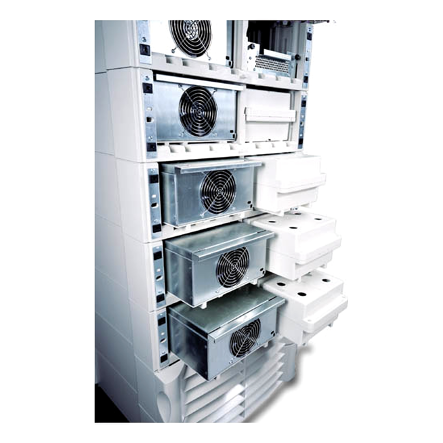 Serverrack, Kühlventilatoren, Metallgehäuse, Gerätestack, industrielle Ausrüstung