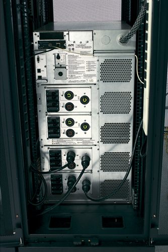 APC Symmetra LX 16kVA N+1 Tower Frame, 220/230/240V or 380/400/415V