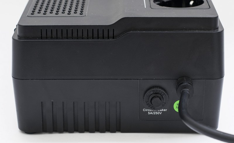 APC BV650I-GR - Easy UPS BV 650VA, AVR, Schuko Outlet, 230V APC BV650I-GR - Easy UPS BV 650VA, AVR, Schuko Outlet, 230V