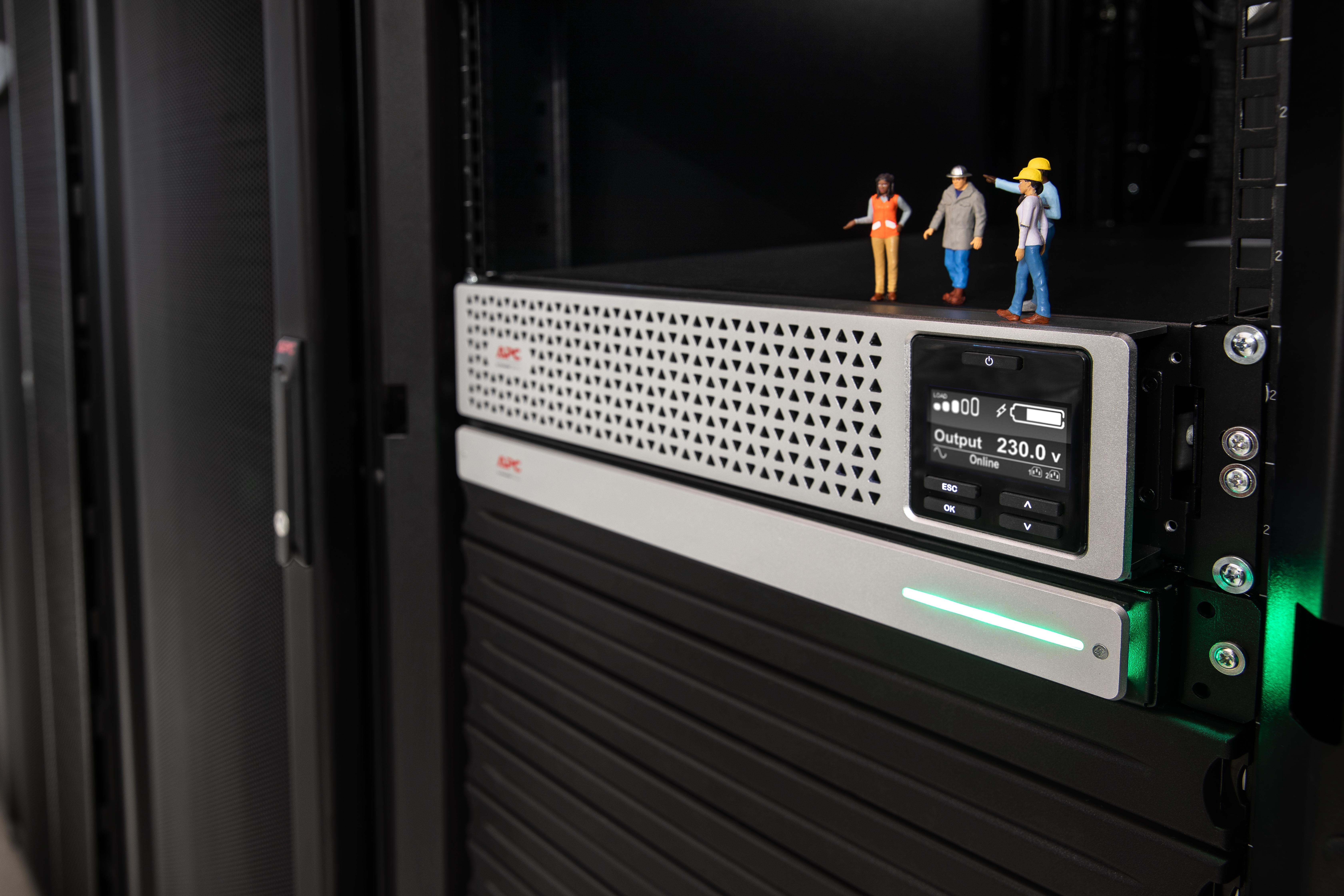 APC SRTL1500RMXLI - Smart-UPS SRT Lithium Ion 1500VA RM 230V