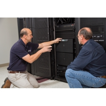 APC Start-Up Service 5X8 for (1) UPS 3L 250kVA UPS Elektronik, Hardware, Computer, Mann, Person