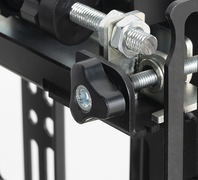 BTECH Pop-Out Flat Screen Wall Mount BT8309/B BTECH Pop-Out Flat Screen Wall Mount BT8309/B