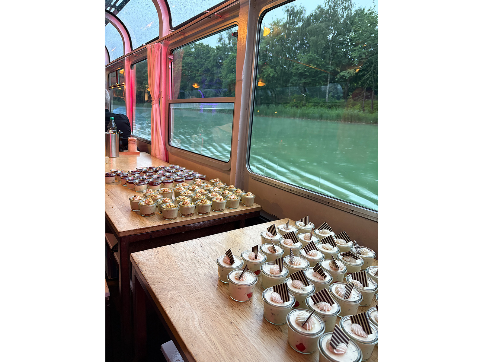 Nachtisch, Cupcakes, Parfaits, Minidesserts, Dessertplatte