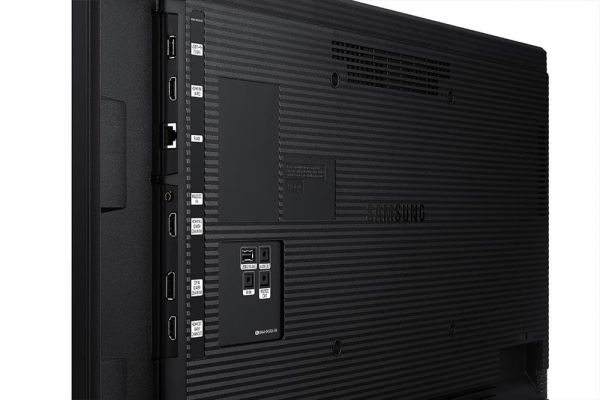 Samsung QM50R-A